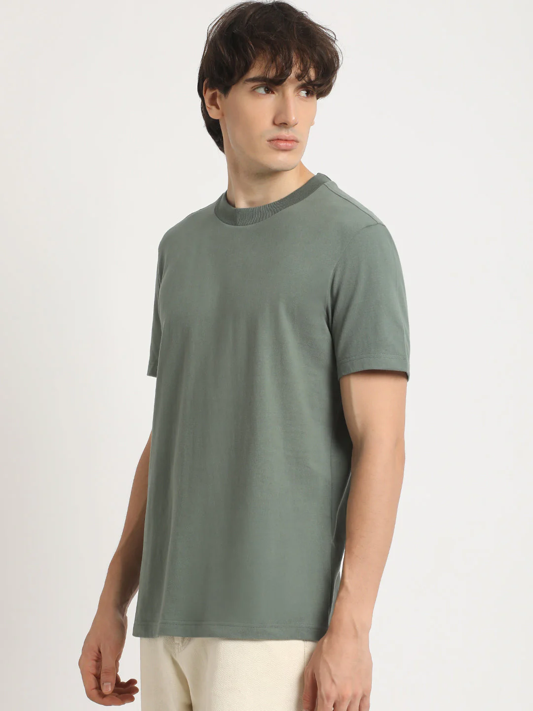 Men Green Solid Regular Fit Round Neck T Shirt | The Bear House - Image 3