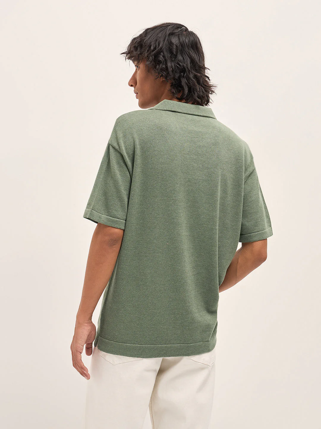 Men Green Solid Relaxed Fit Polo - Image 2