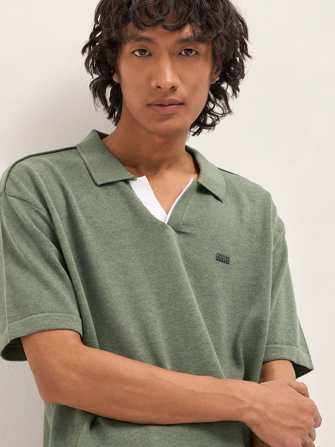 Men Green Solid Relaxed Fit Polo - Image 5