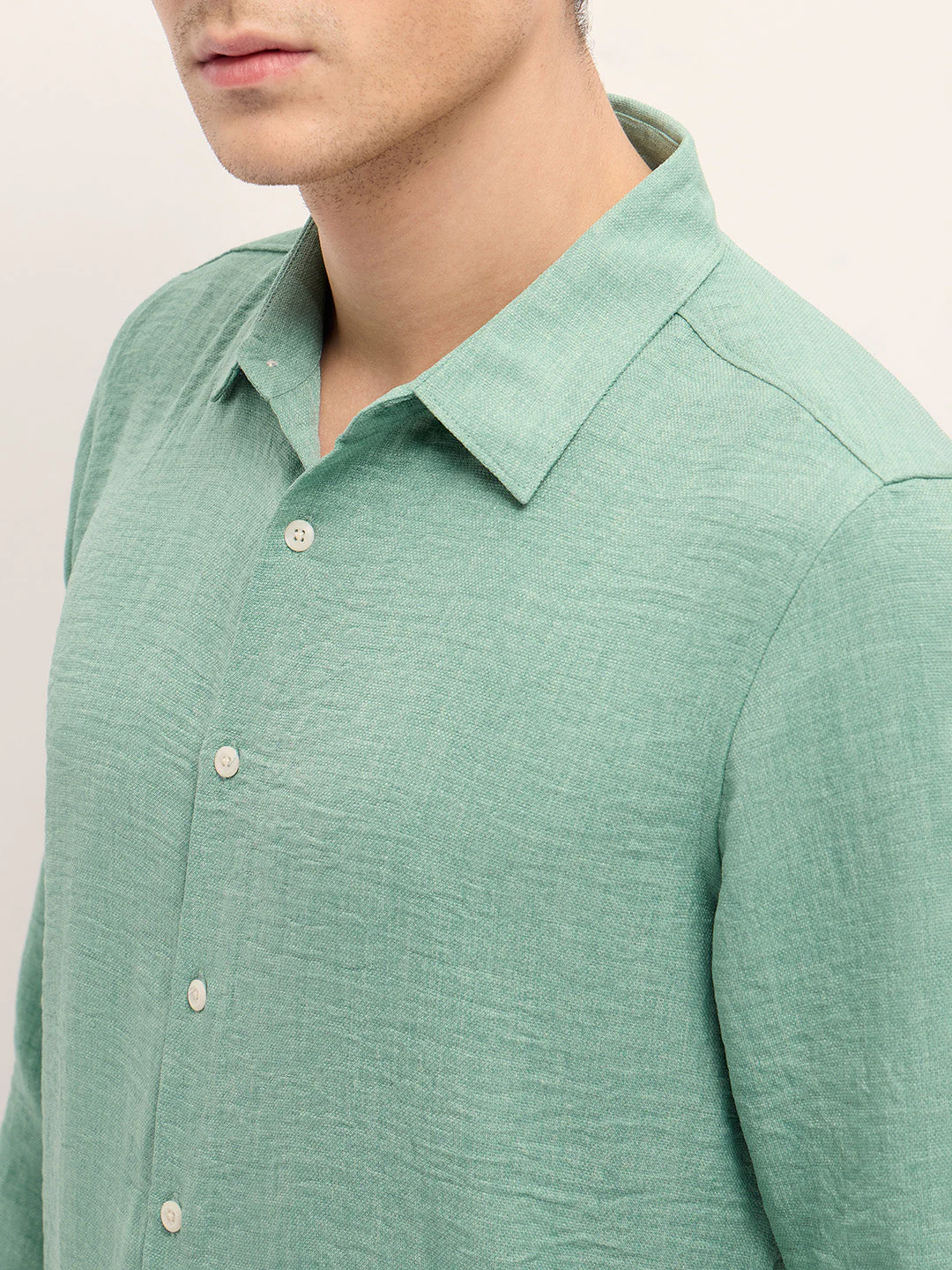 Men Green Solid Seersucker Effect Slim Fit Casual Shirt - Image 5