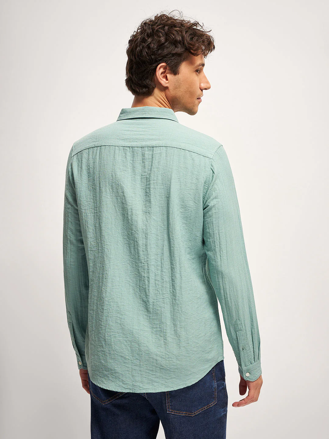 Men Green Solid Slim Fit Casual Shirt - Image 2