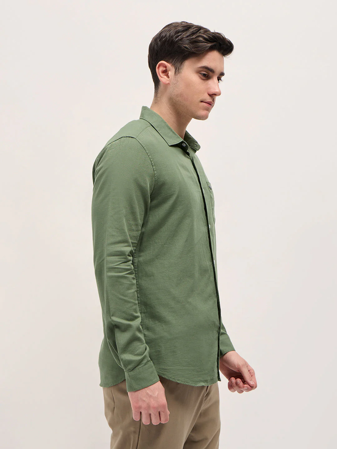 Men Green Solid Slim Fit Casual Shirt - Image 3