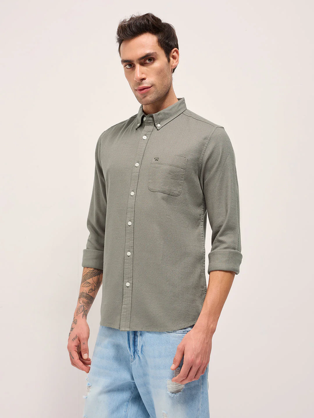 Men Green Solid Slim Fit Cotton Casual Shirt - Image 3