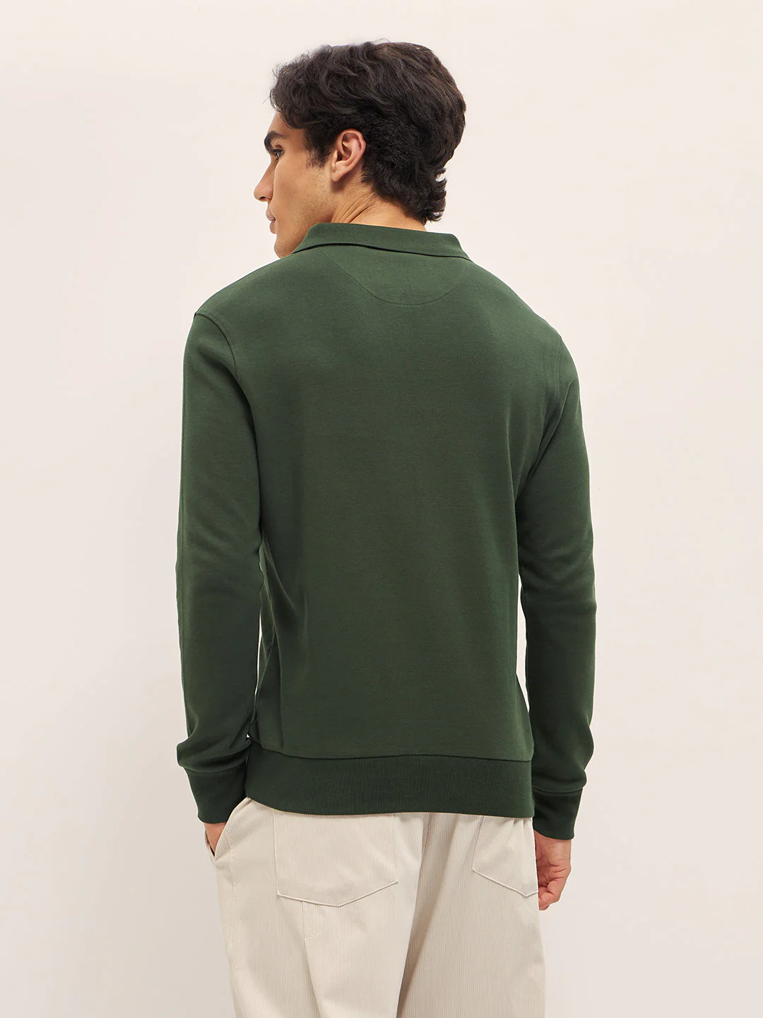 Men Green Solid Slim Fit Polo Collar T-shirt - Image 2