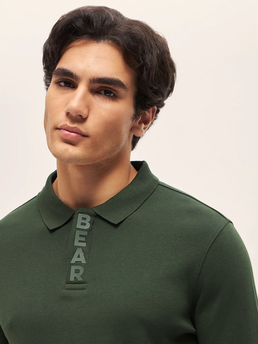 Men Green Solid Slim Fit Polo Collar T-shirt - Image 4