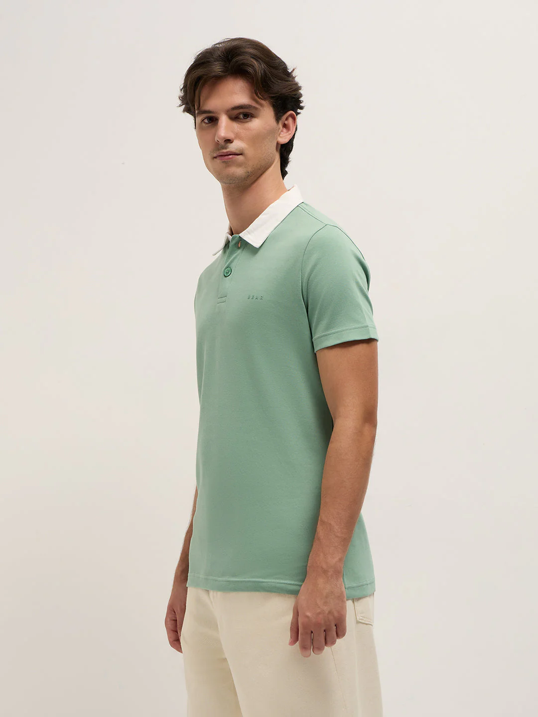Men Green Solid Slim Fit Polo - Image 3