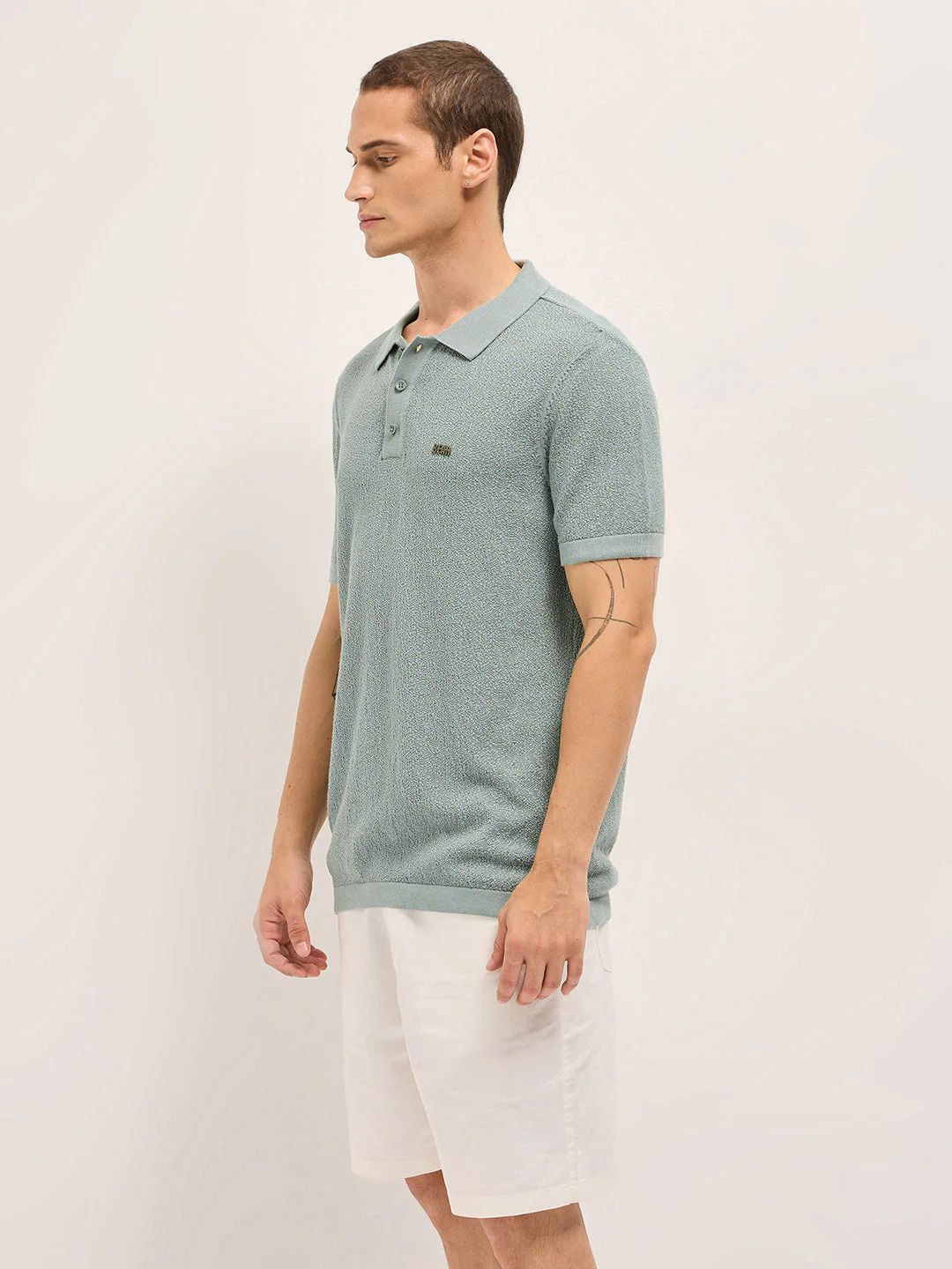 Men Green Solid Texture Knit Design Regular Fit Polo - Image 3
