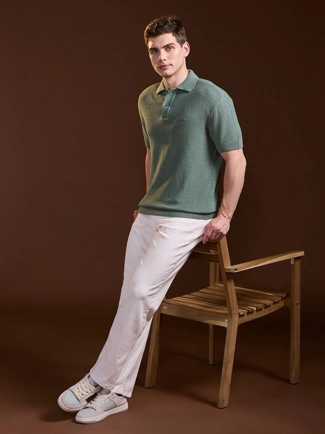 Men Green Solid Texture Knit Design Regular Fit Polo - Image 4