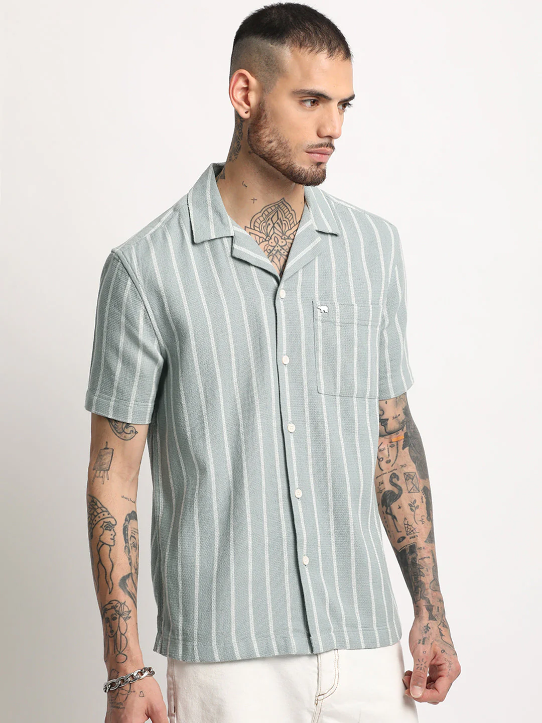 Men  Green Stripe Regular Fit Casual Shirt - Image 3