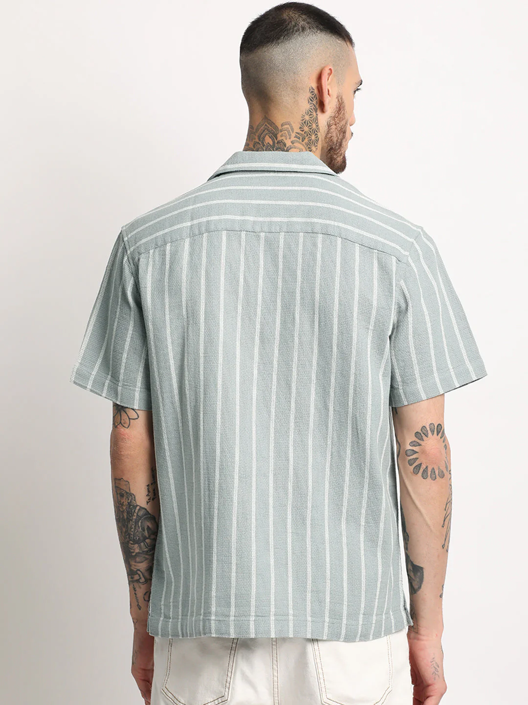 Men  Green Stripe Regular Fit Casual Shirt - Image 4