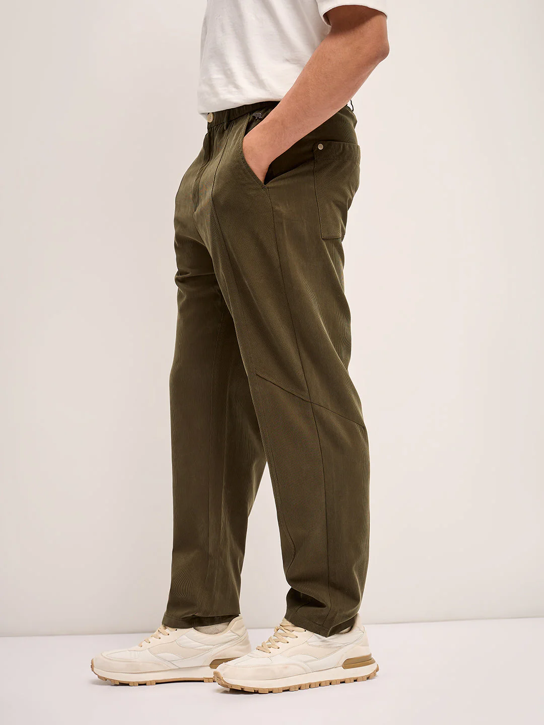 Men Green Stripe Regular Fit Mid-Rise Casual Pant - Image 3
