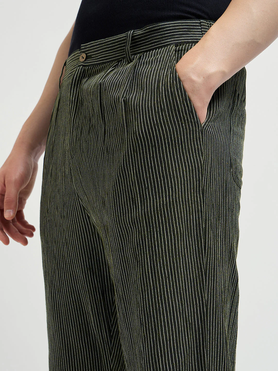Men Green Striped Slim Fit Casual Trousers - Image 5