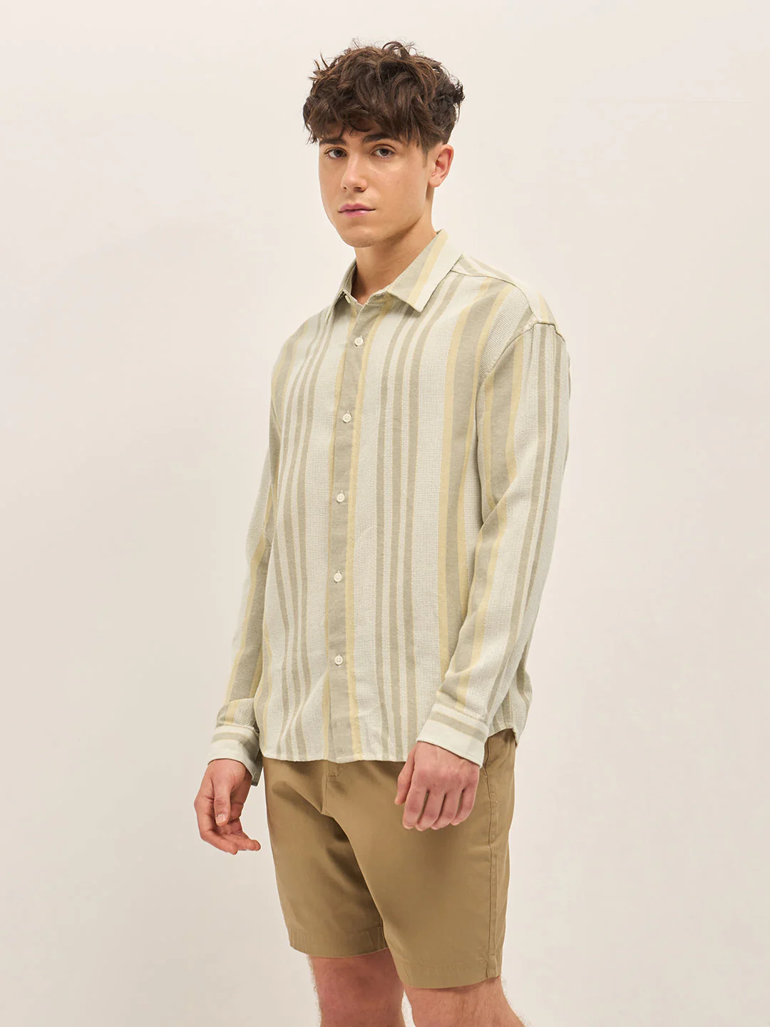 Men Green Stripes Slim Fit Casual Shirt - Image 3