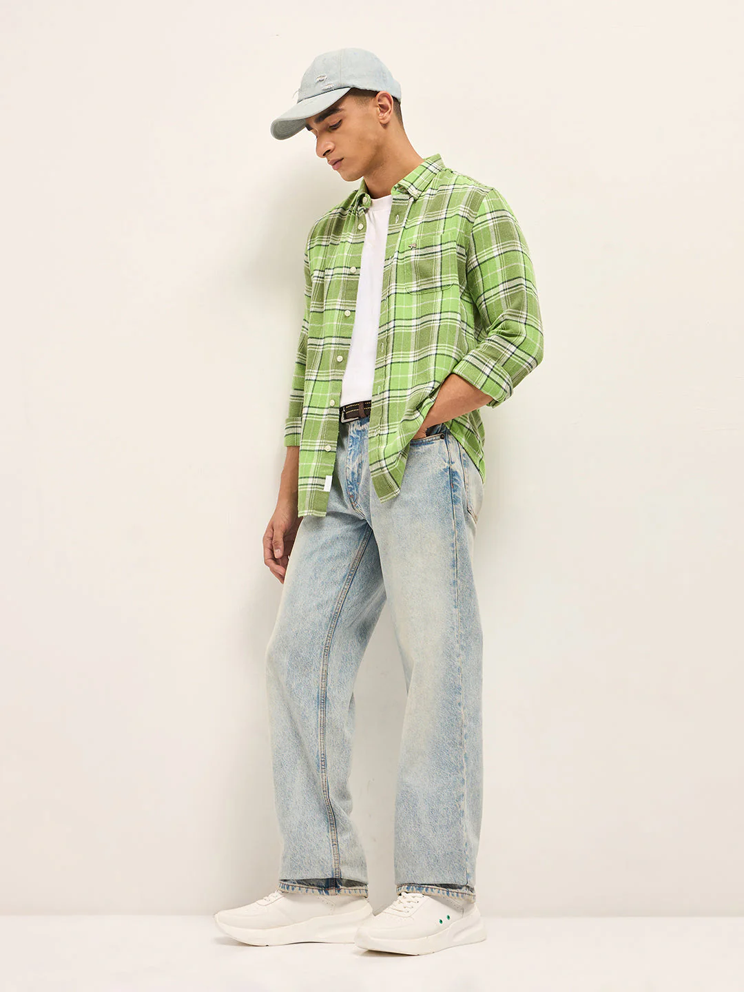 Men Green Checked Slim Fit Casual Shirt - Image 4