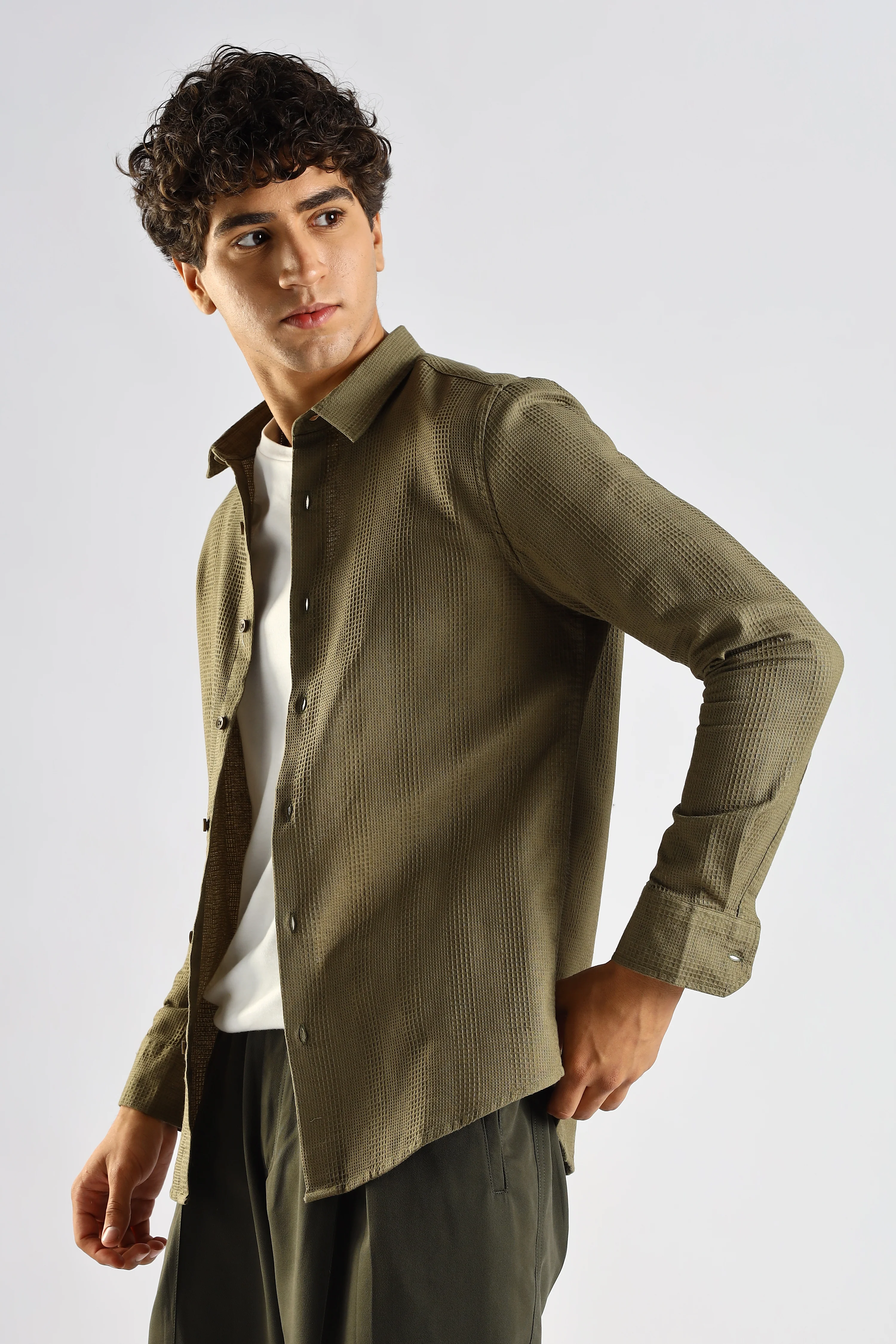 Men Green Textured Cotton Shirt - Image 10