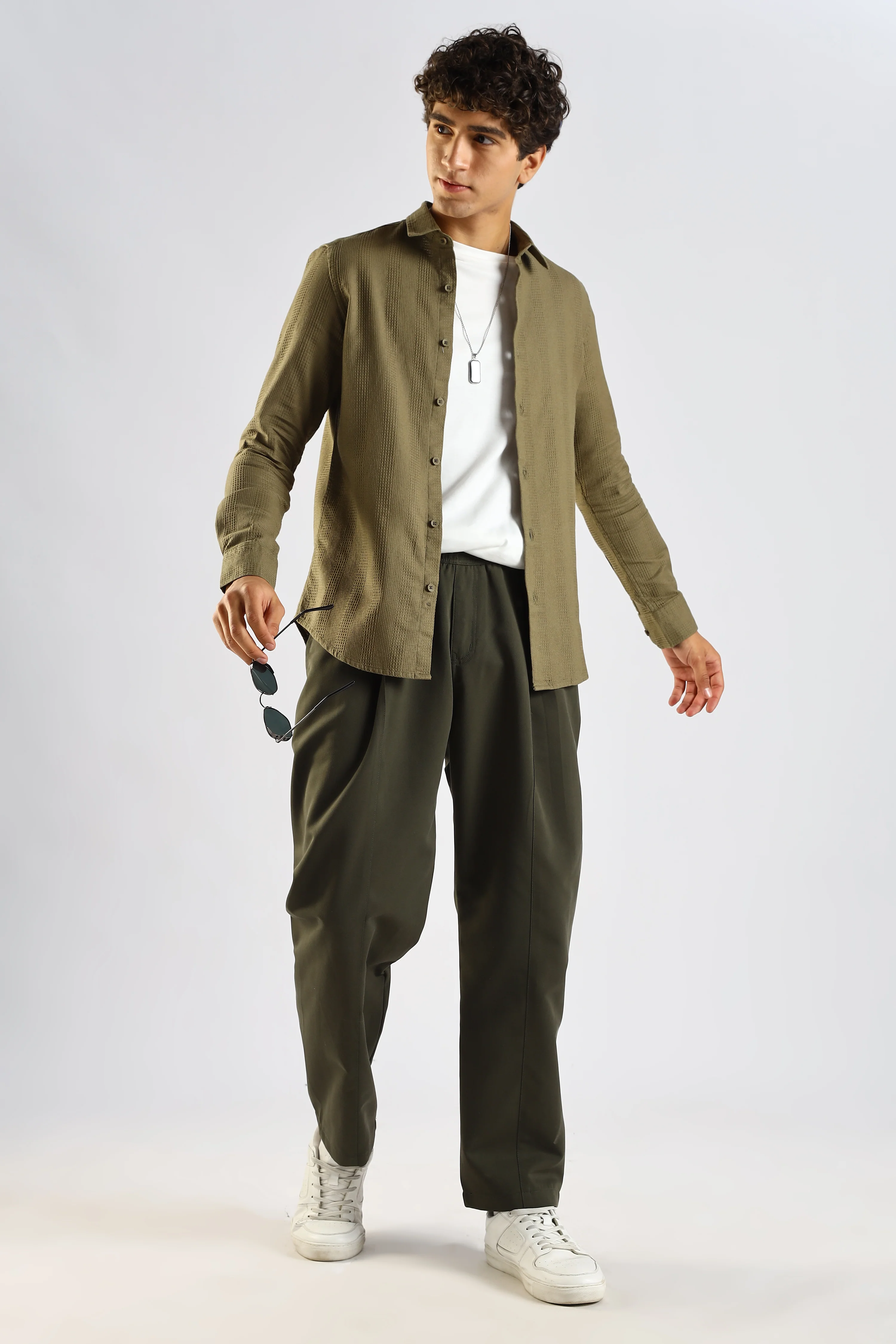 Men Green Textured Cotton Shirt - Image 7