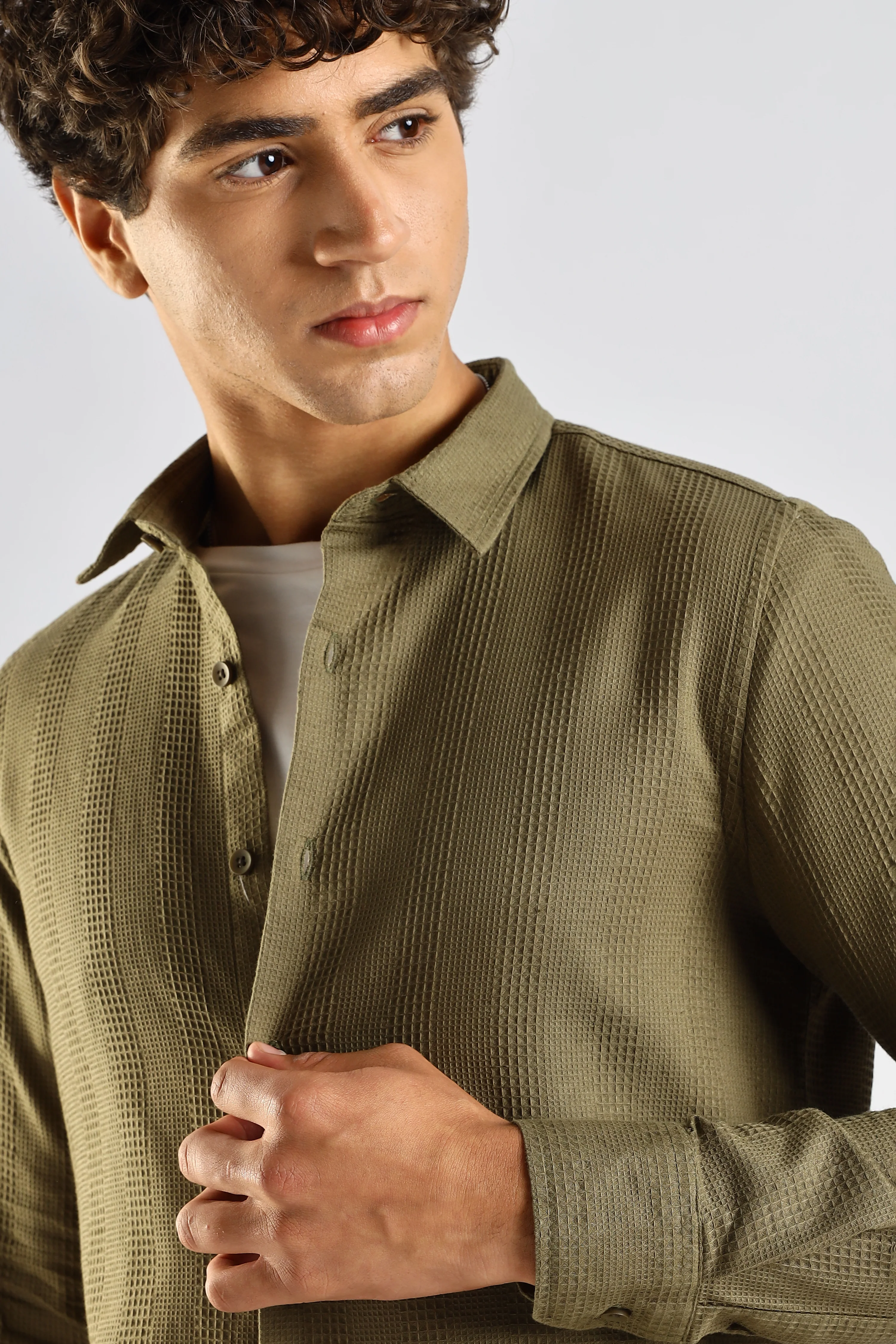 Men Green Textured Cotton Shirt - Image 8