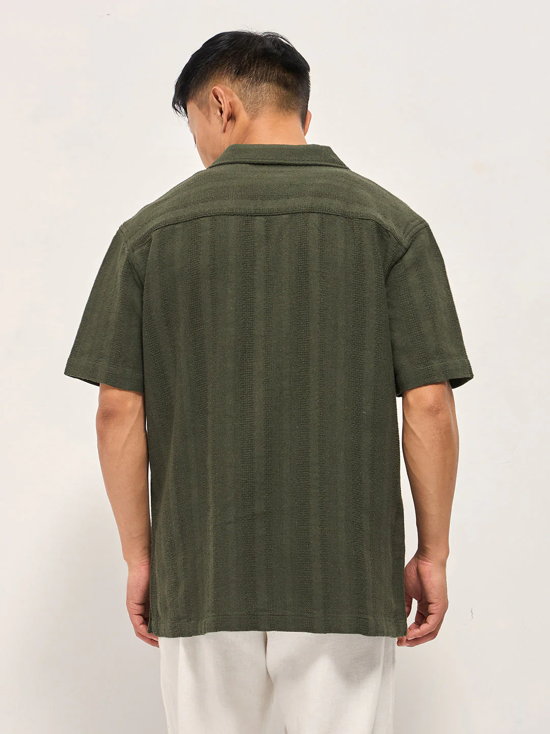Men Green Textured Striped Regular Fit Casual Shirt - Image 2