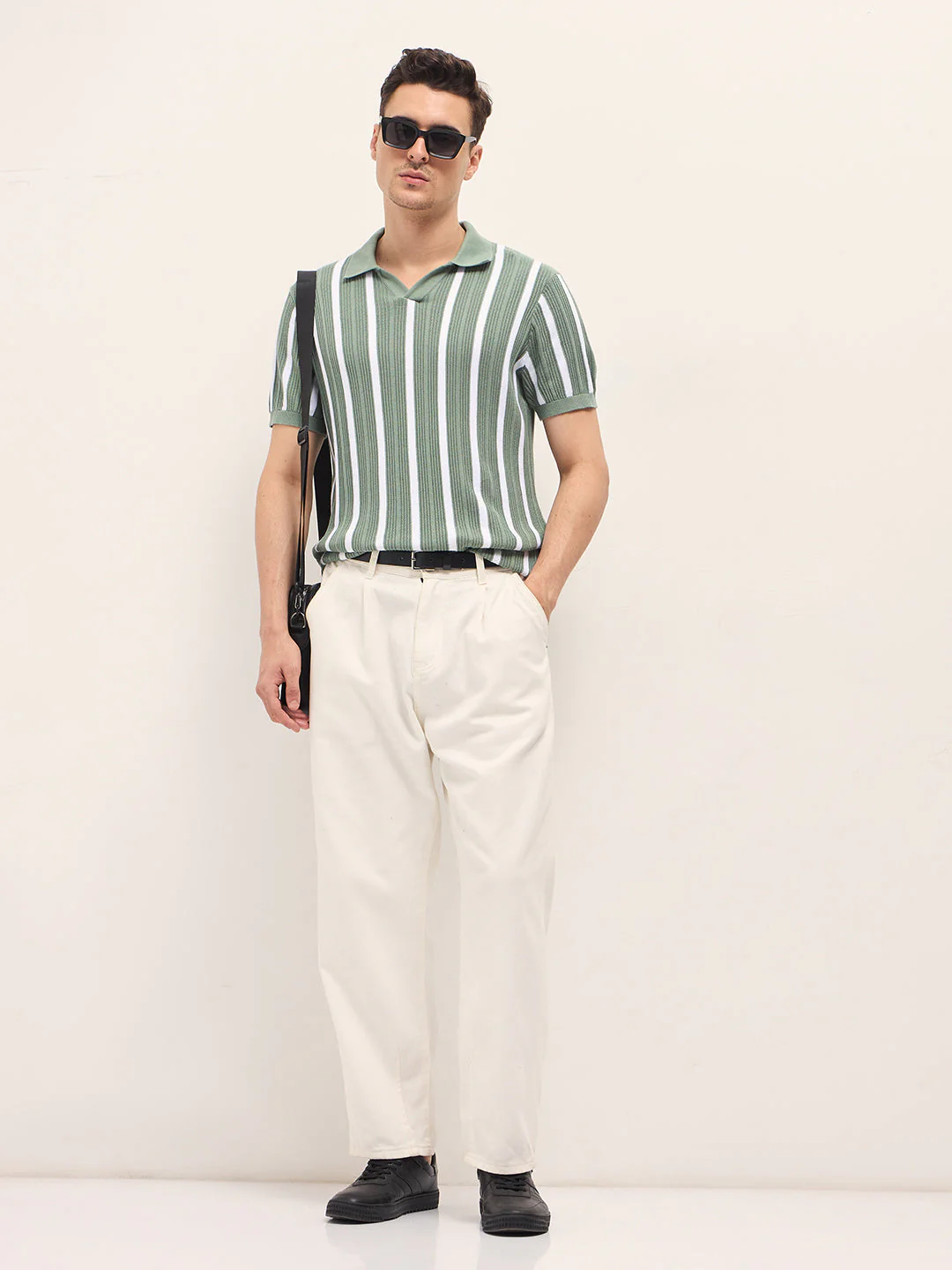 Men Green Textured Vertical Stripes Regular Fit Polo - Image 4