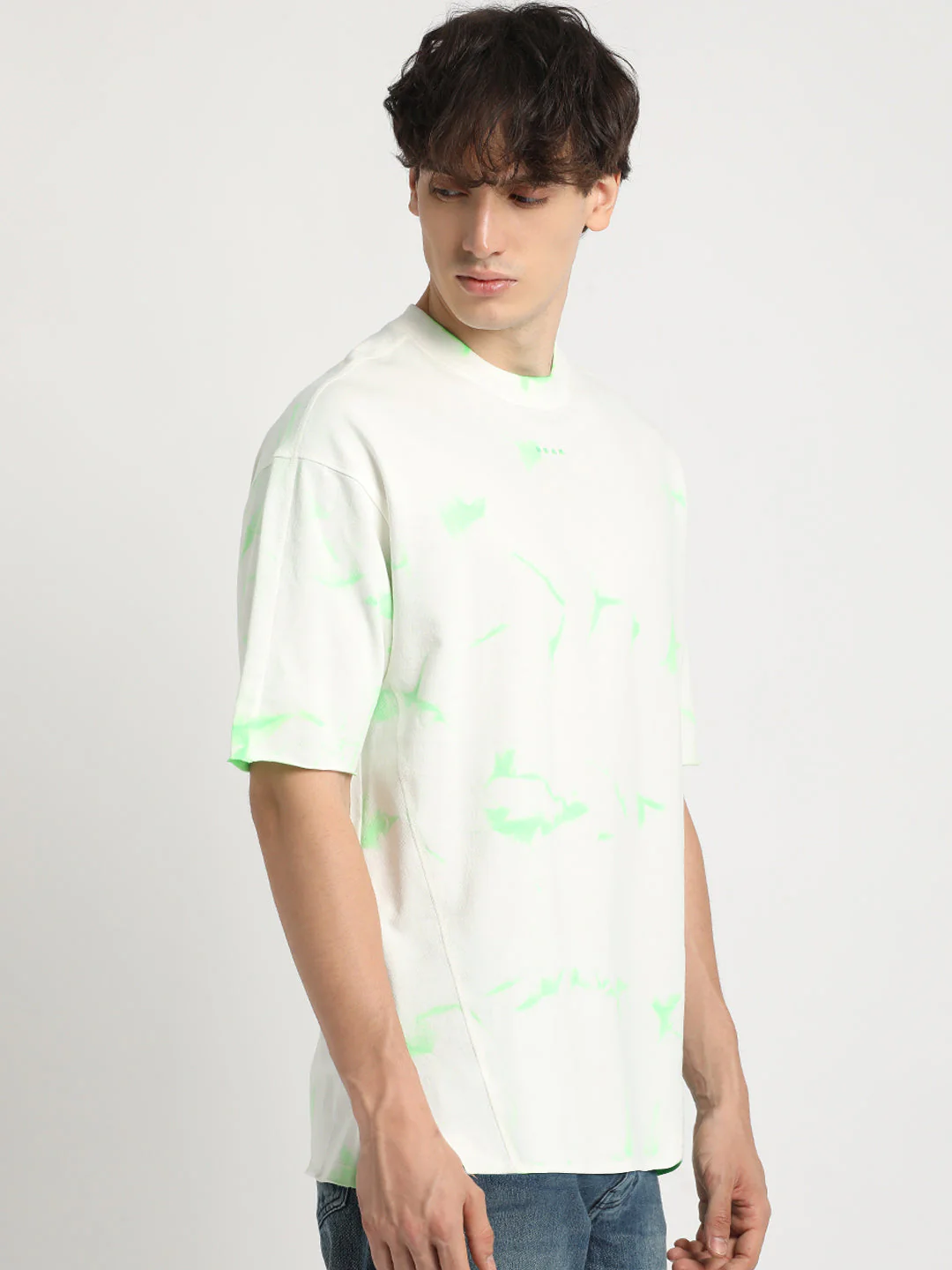 Men Green Tie and Dye Oversized Fit Round Neck T-shirt - Image 3