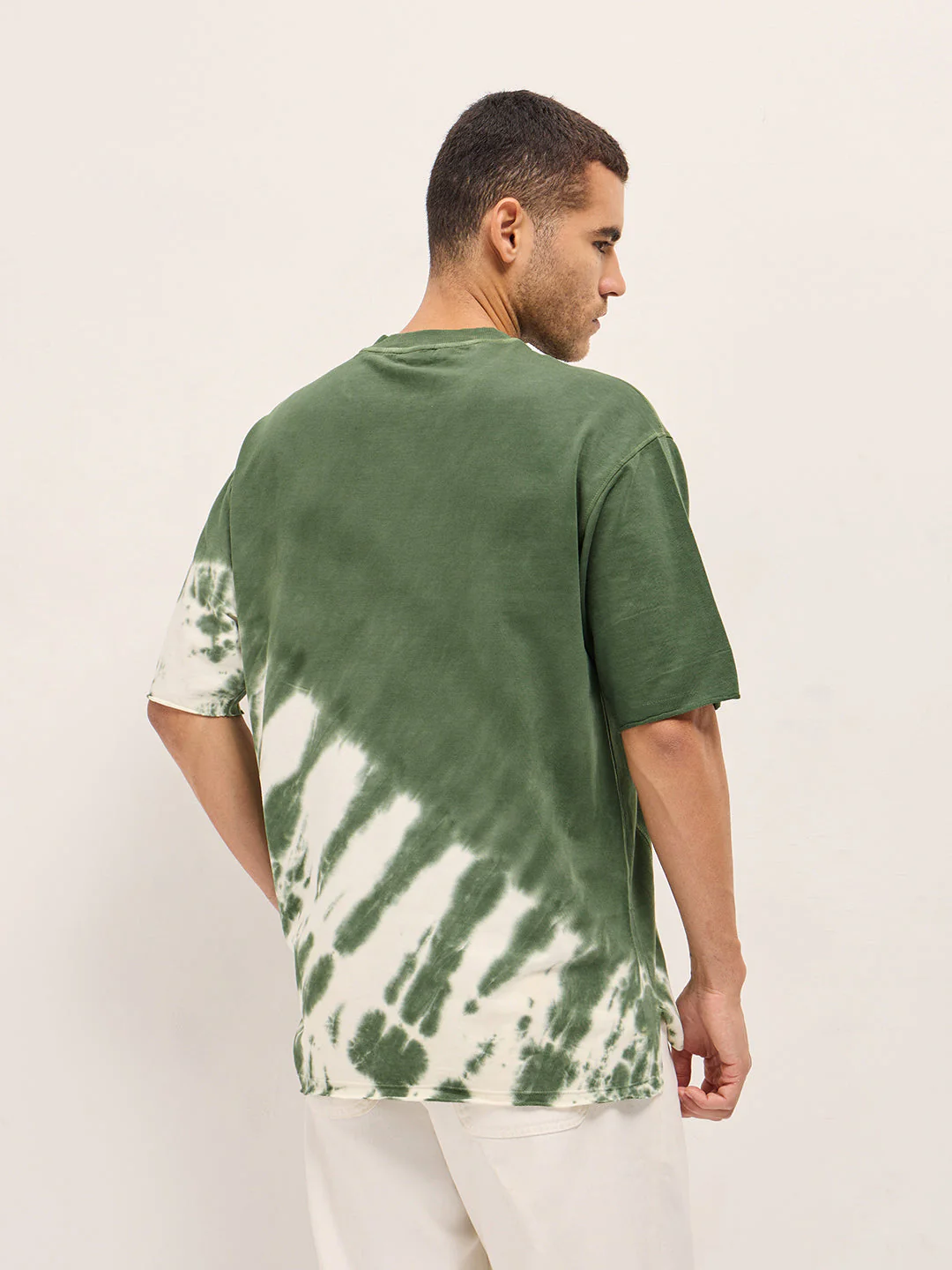 Men Green Tie-Dye Oversized Crew Neck T-shirt - Image 2