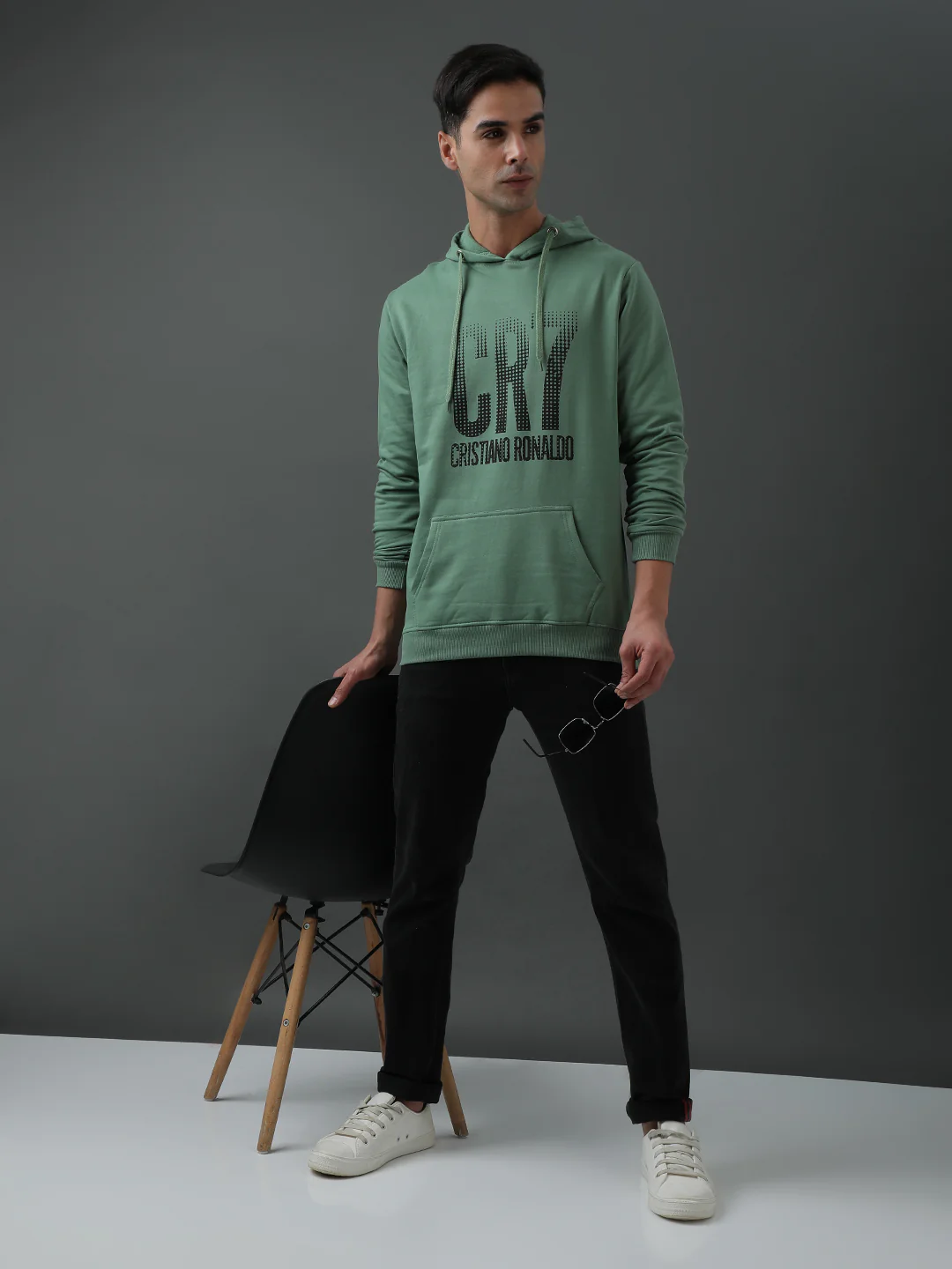 Men Green Printed Hoodie - Image 5