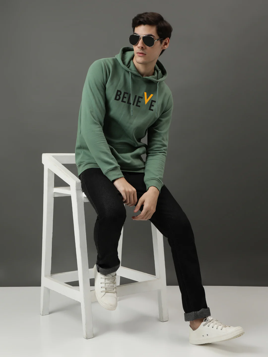 Men Green Printed Hoodie - Image 4