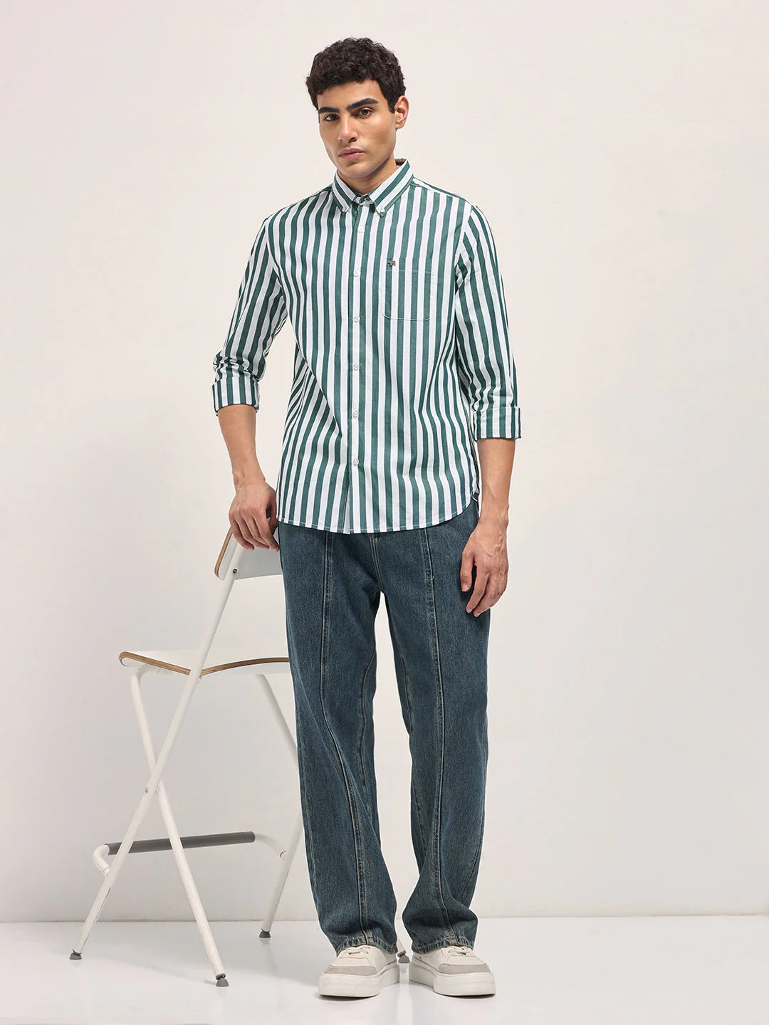 Men Green & White Striped Slim Fit Cotton Casual Shirt - Image 4