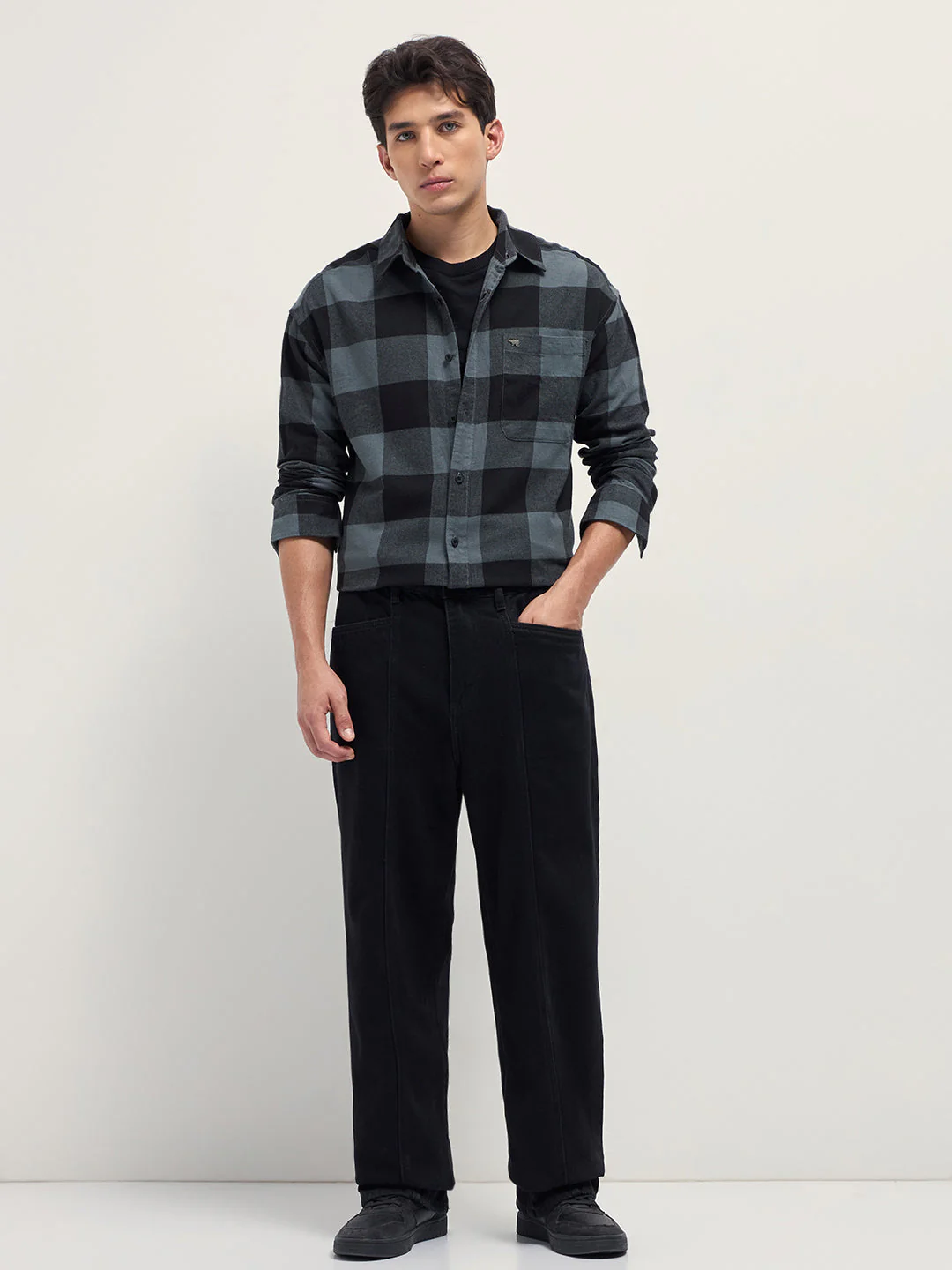 Men Grey and Black Buffalo Check Relaxed Fit Casual Shirt - Image 4