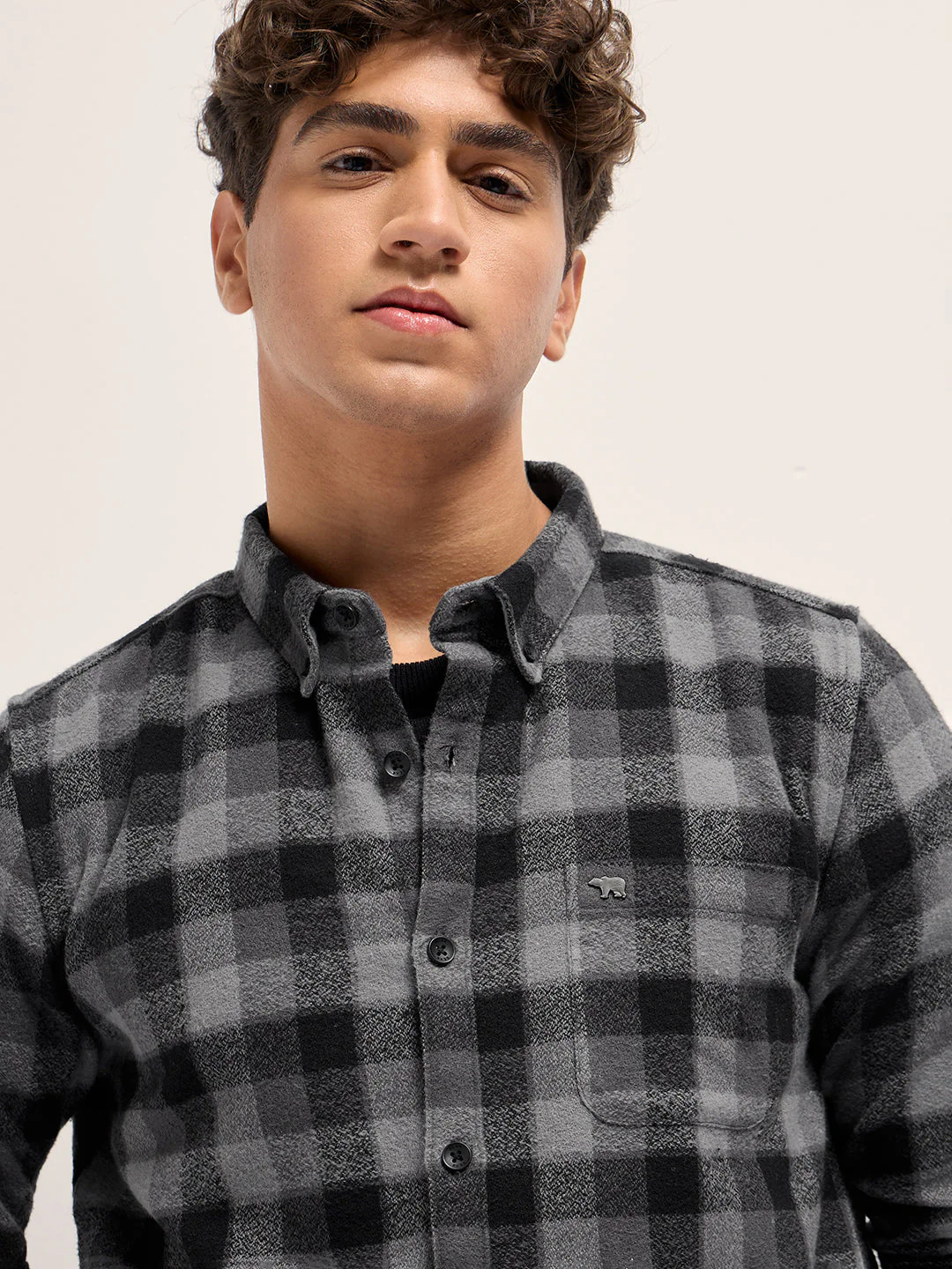Men Grey and Black Flannel Check Slim Fit Casual Shirt - Image 5