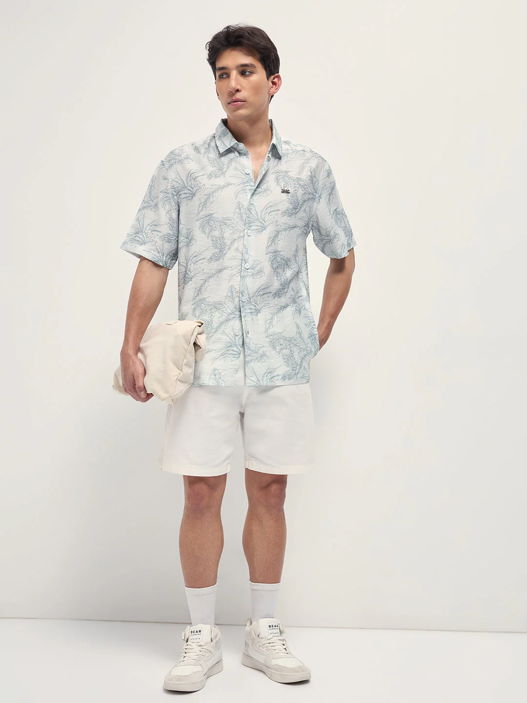 Men Grey and White Leafy Botanical Print Relaxed Fit Casual Shirt - Image 4