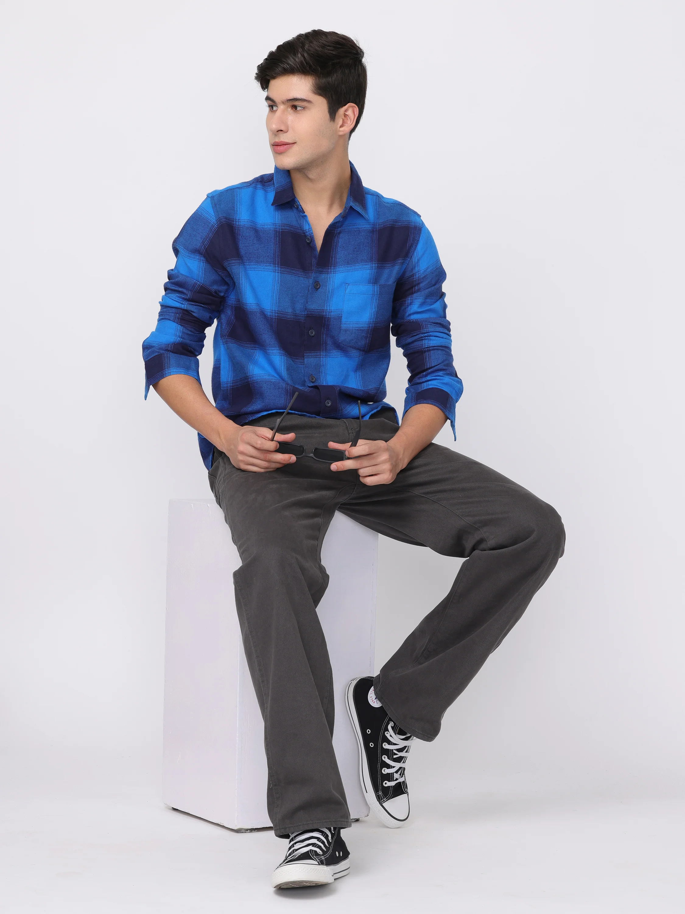 Men Grey Baggy Fit Carpenter Pants - Image 2