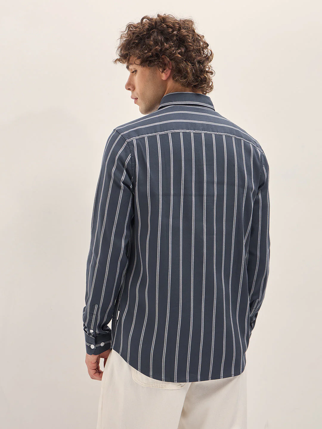 Men Grey Casual Shirt - Image 2