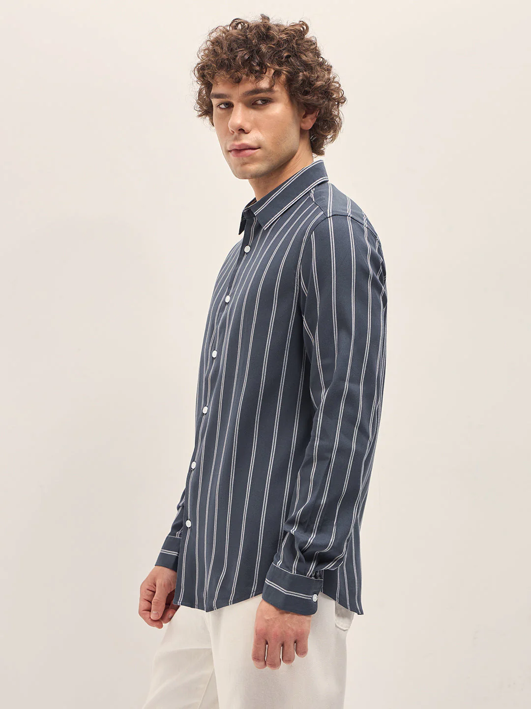 Men Grey Casual Shirt - Image 3