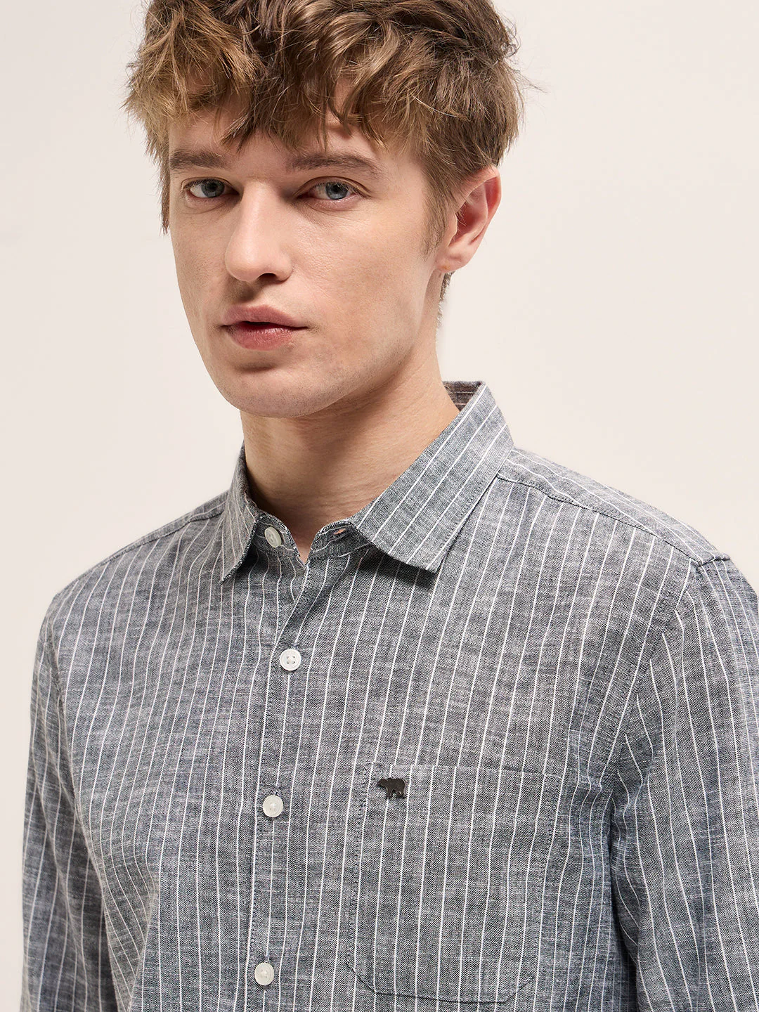Men Grey Casual Shirt - Image 5