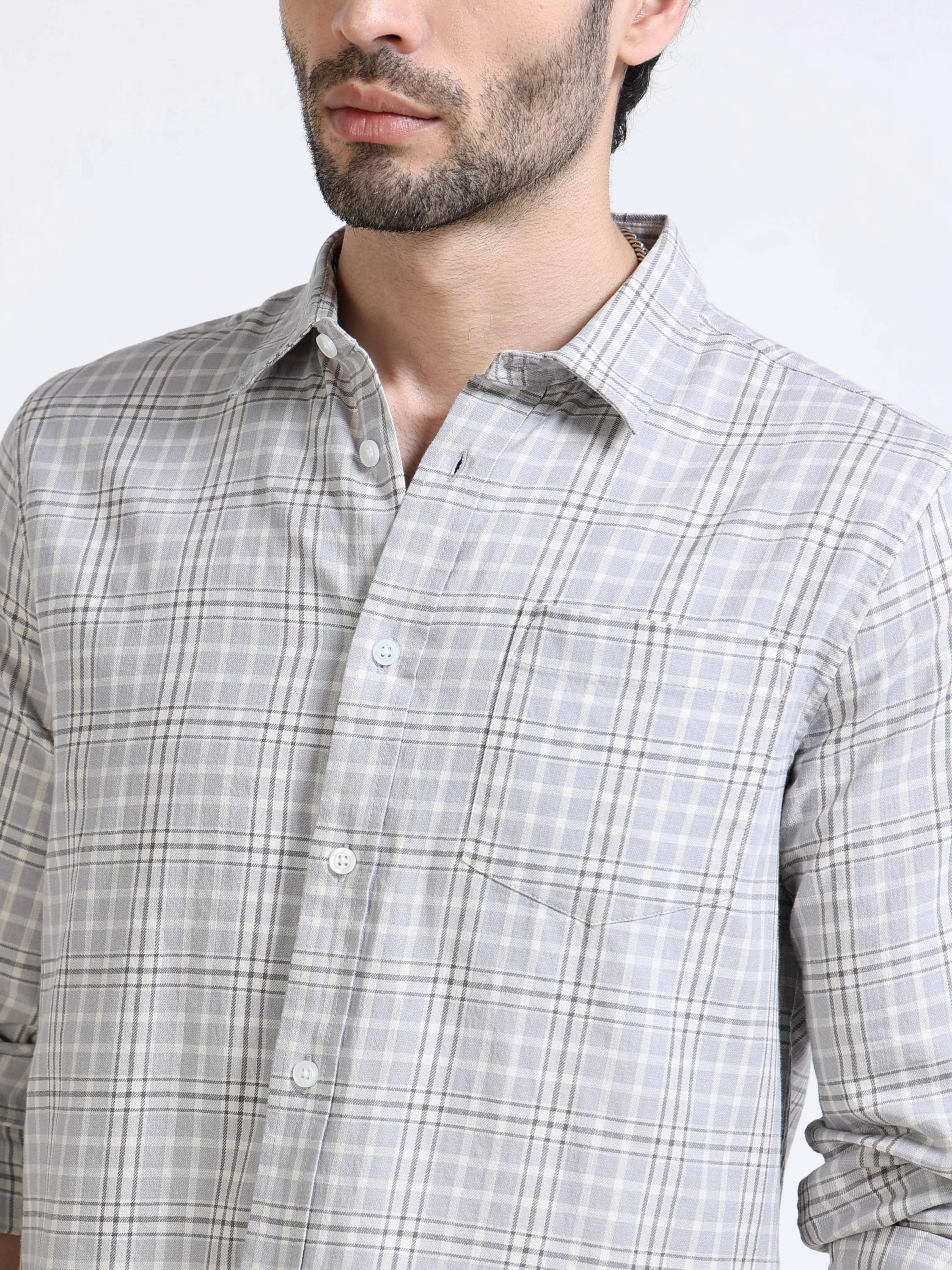 Men Grey Check Regular Fit Shirt - Image 4