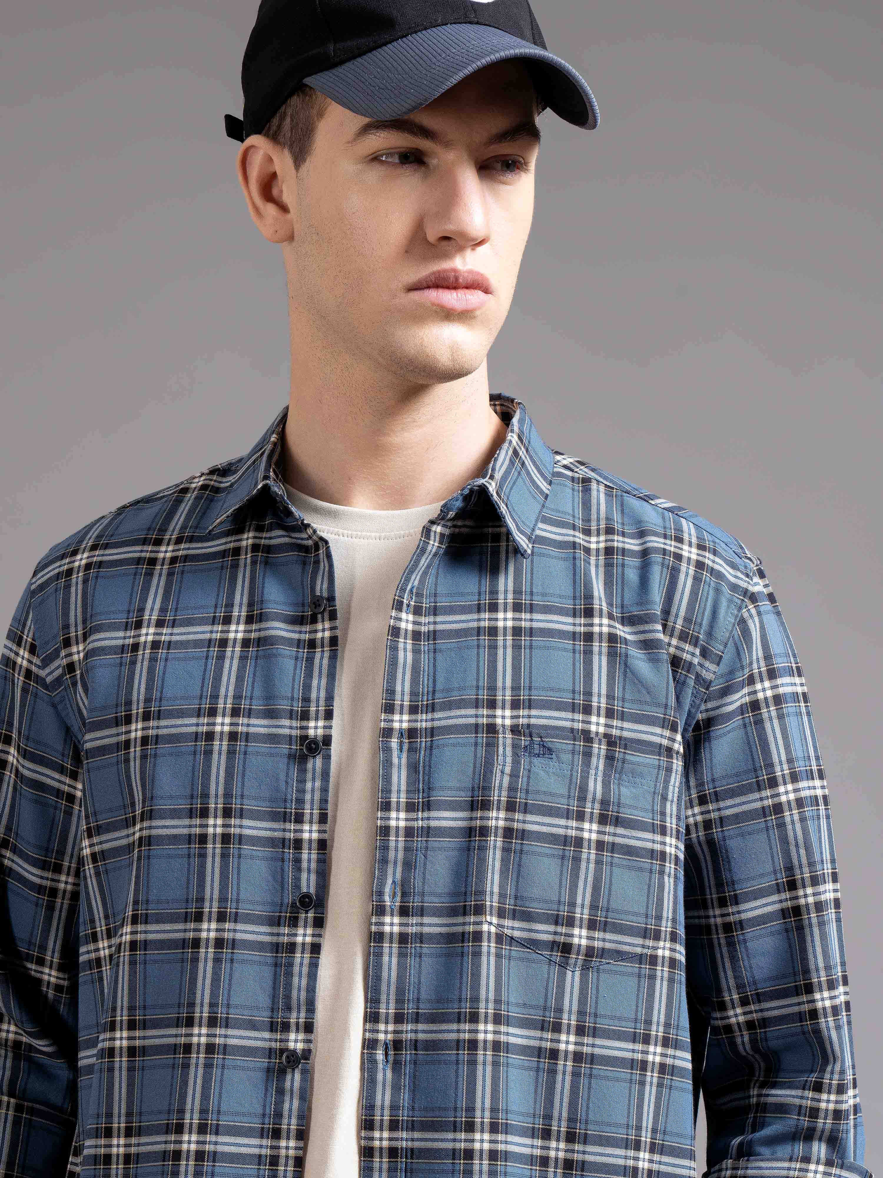 Men Grey Checked Shirt - Image 5
