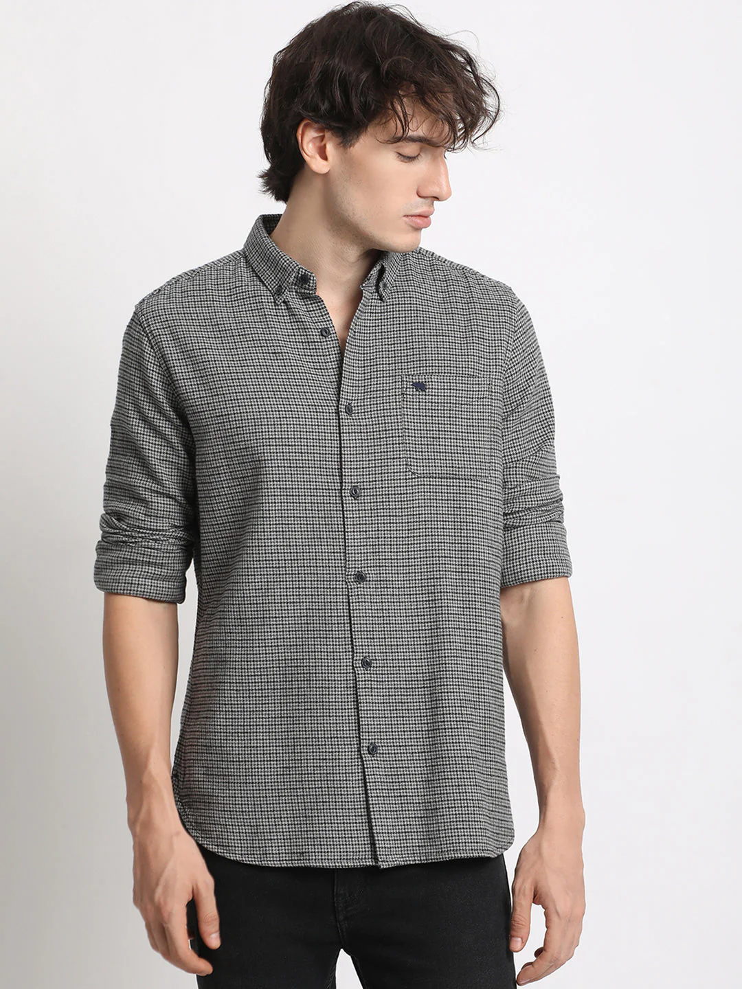 Men  Grey Checked Slim Fit Cotton Casual Shirt - Image 2
