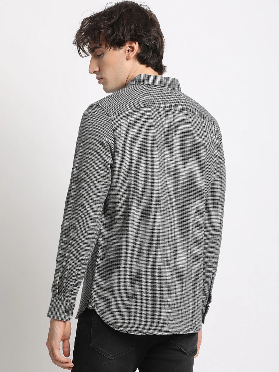 Men  Grey Checked Slim Fit Cotton Casual Shirt - Image 4