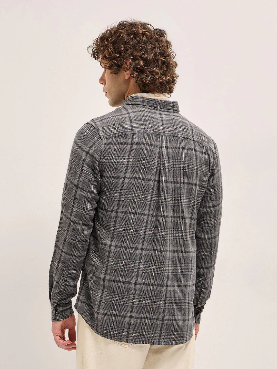 Men Grey Checkered Slim Fit Flannel Casual Shirt - Image 2