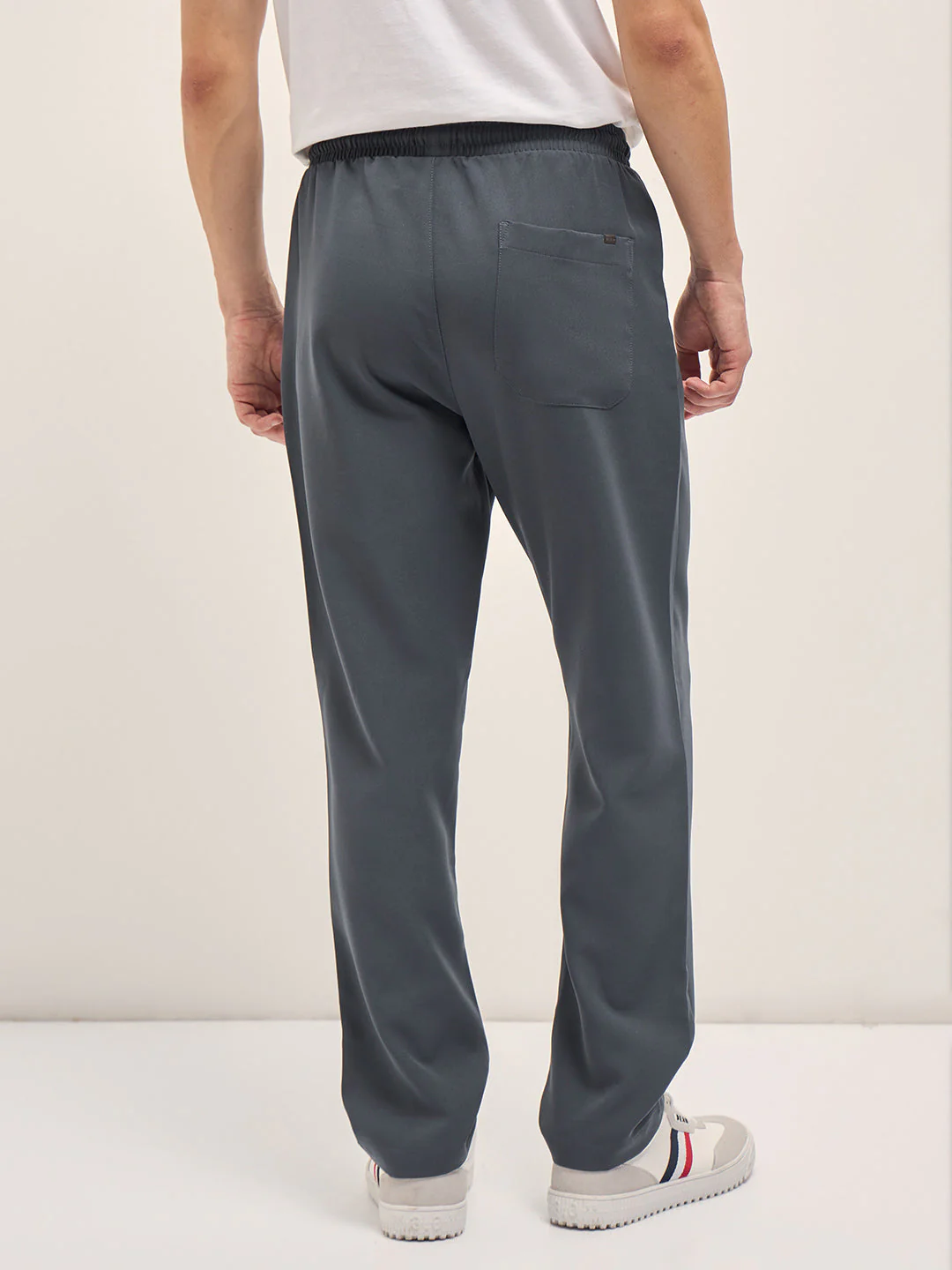 Men Grey Classic Korean-Inspired Elastic Waist Casual Trouser - Image 2