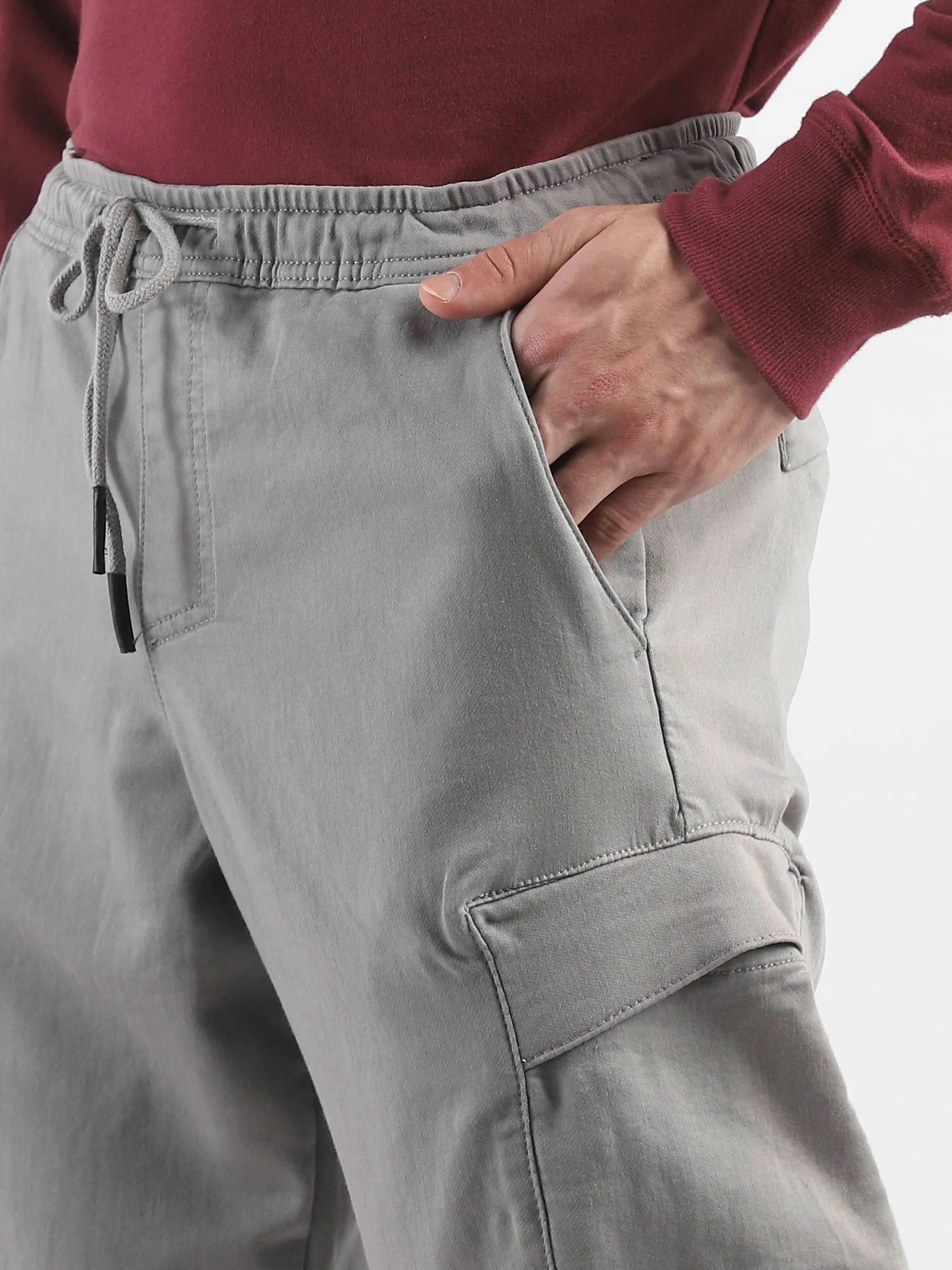 Men Grey Cotton Blend Cargo Pants with 6 Pockets - Image 6