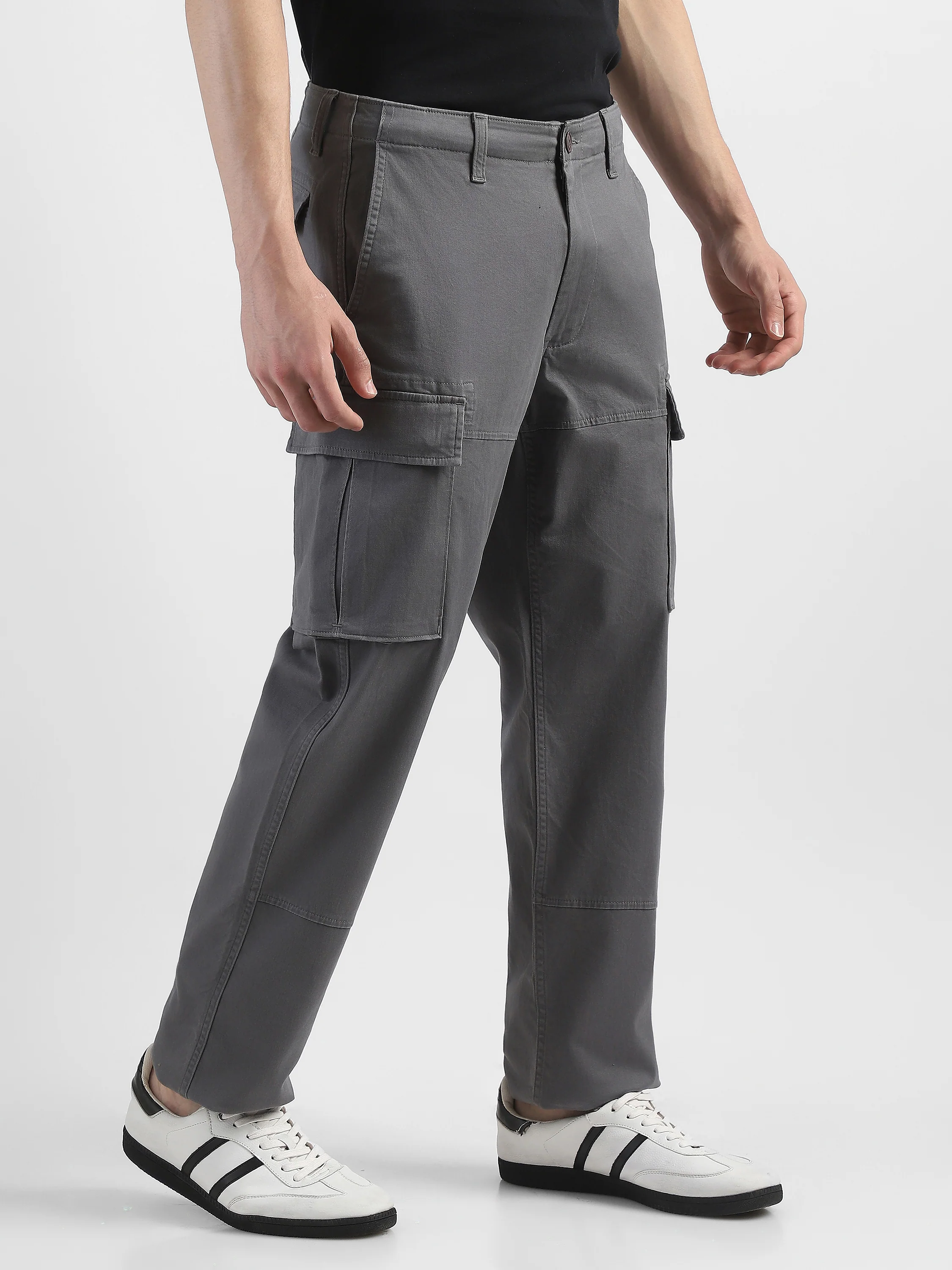 Men Grey Cotton Mid Rise Cargo Pants