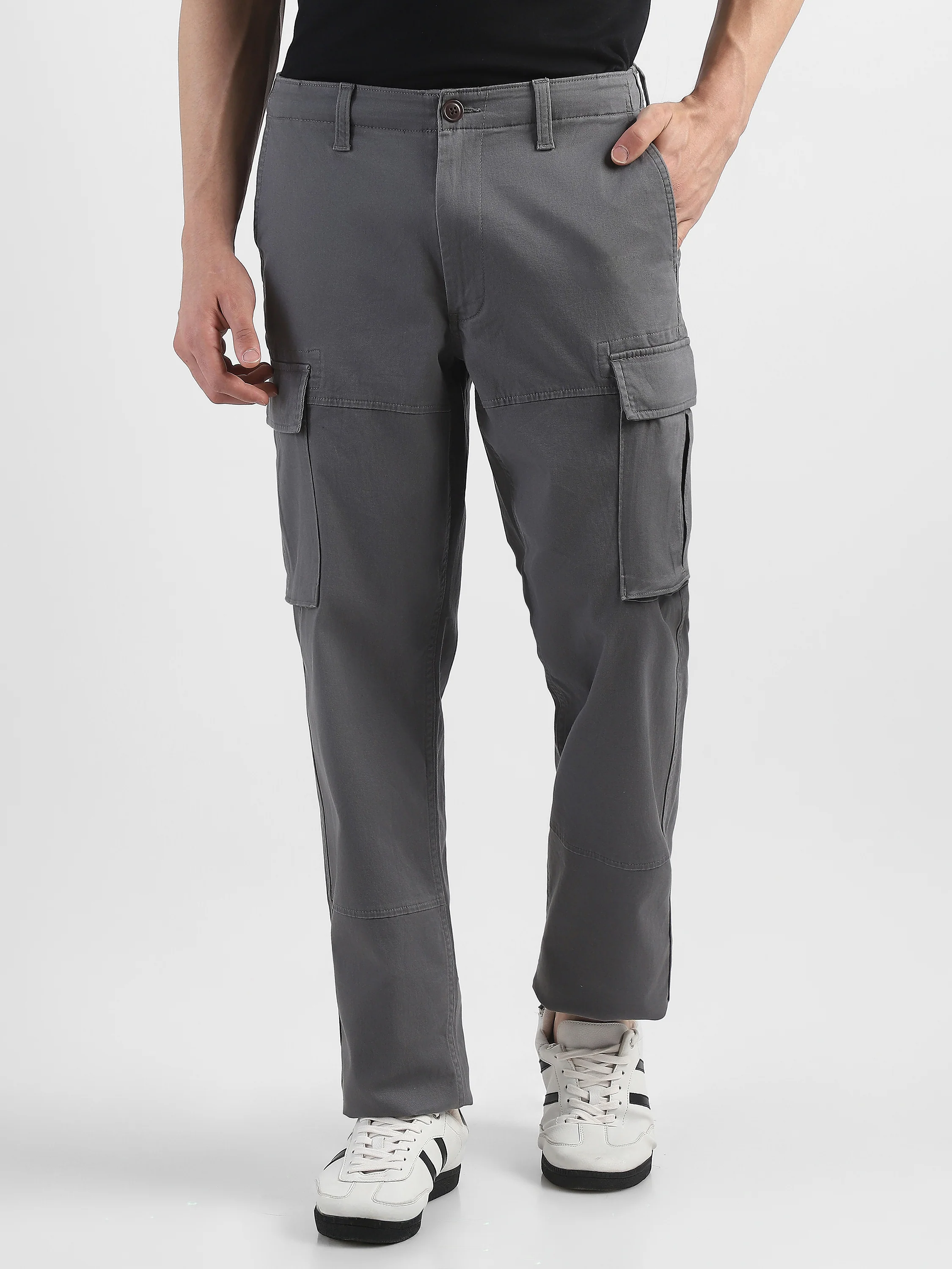 Men Grey Cotton Mid Rise Cargo Pants - Image 2