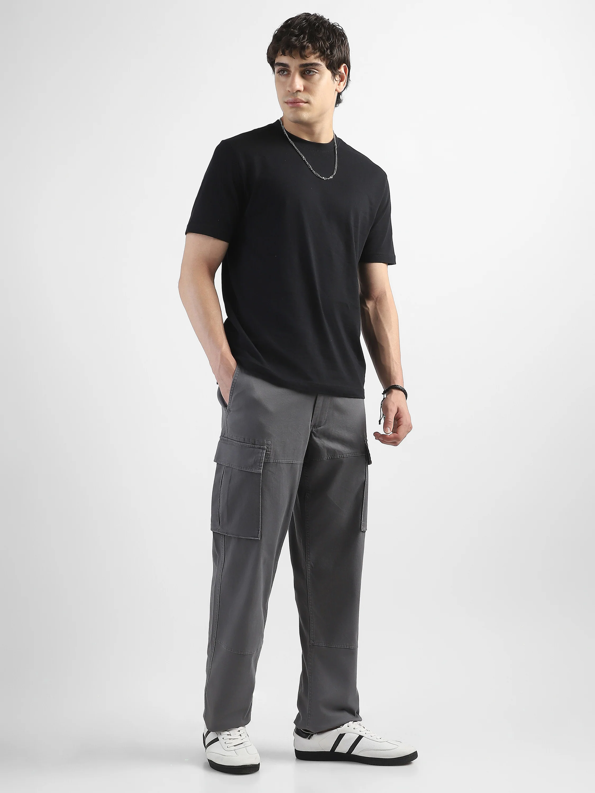 Men Grey Cotton Mid Rise Cargo Pants - Image 3