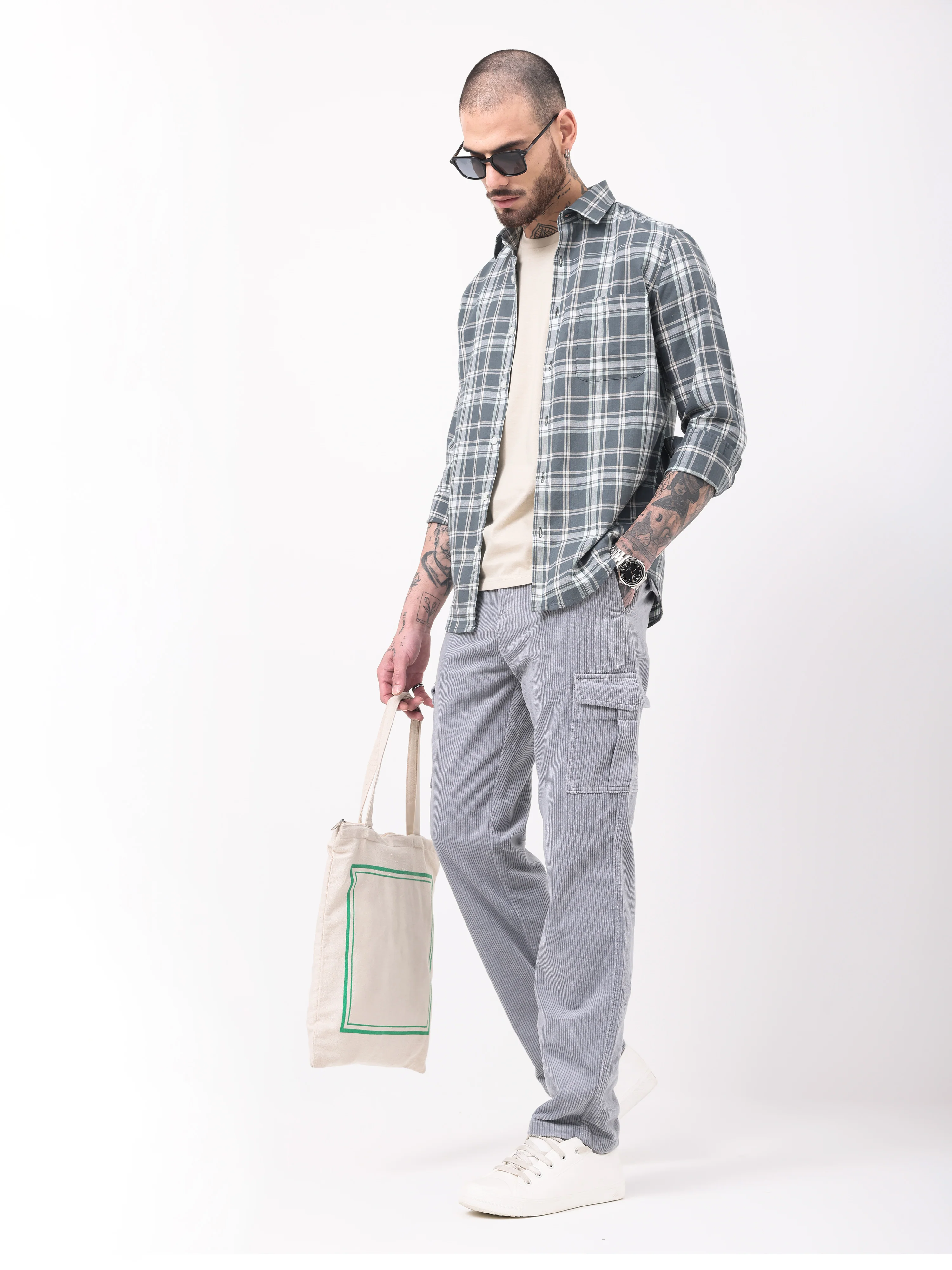 Men Grey Corduroy Regular Fit Cargo Pants - Image 6