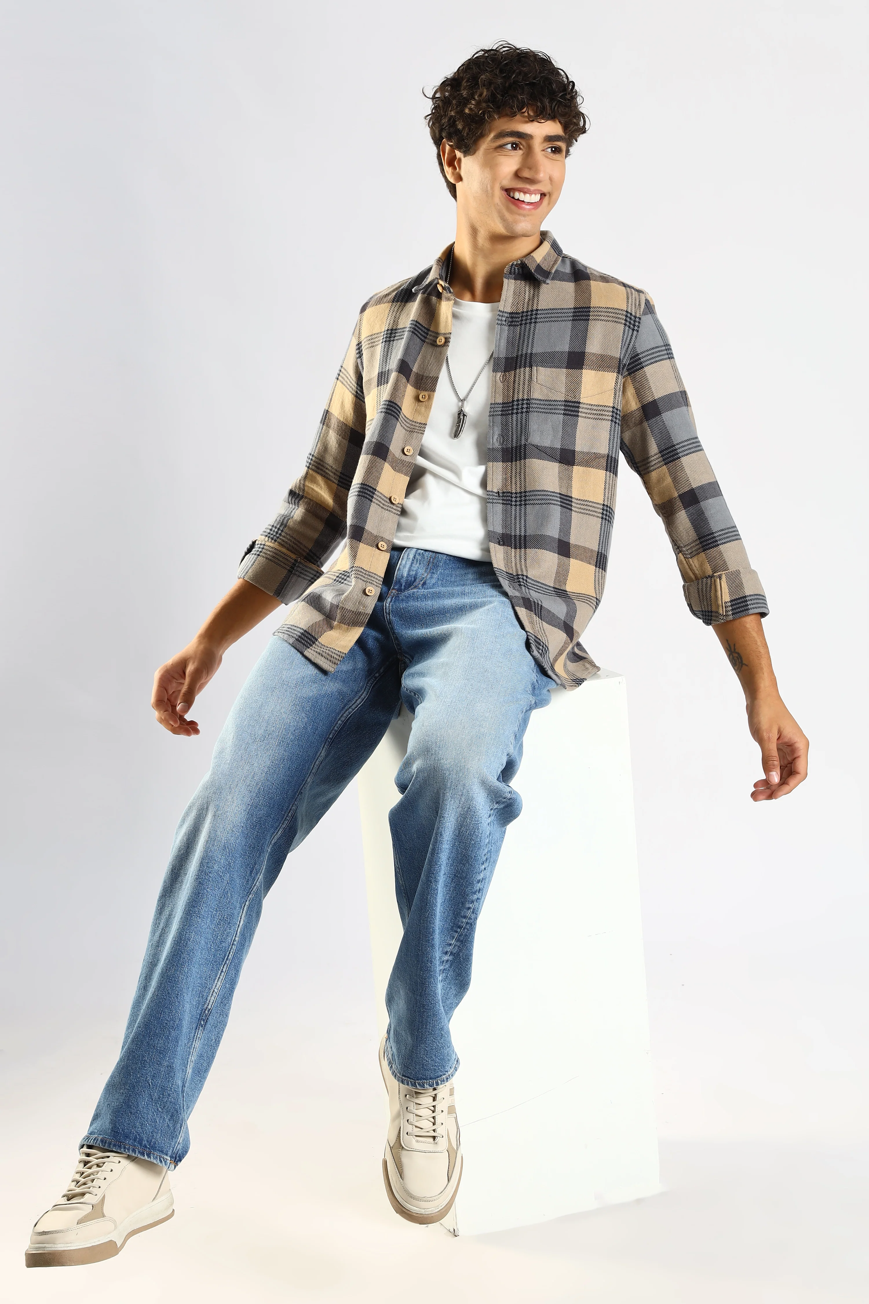 Men Grey Cotton Blend Checked Shirt - Image 6