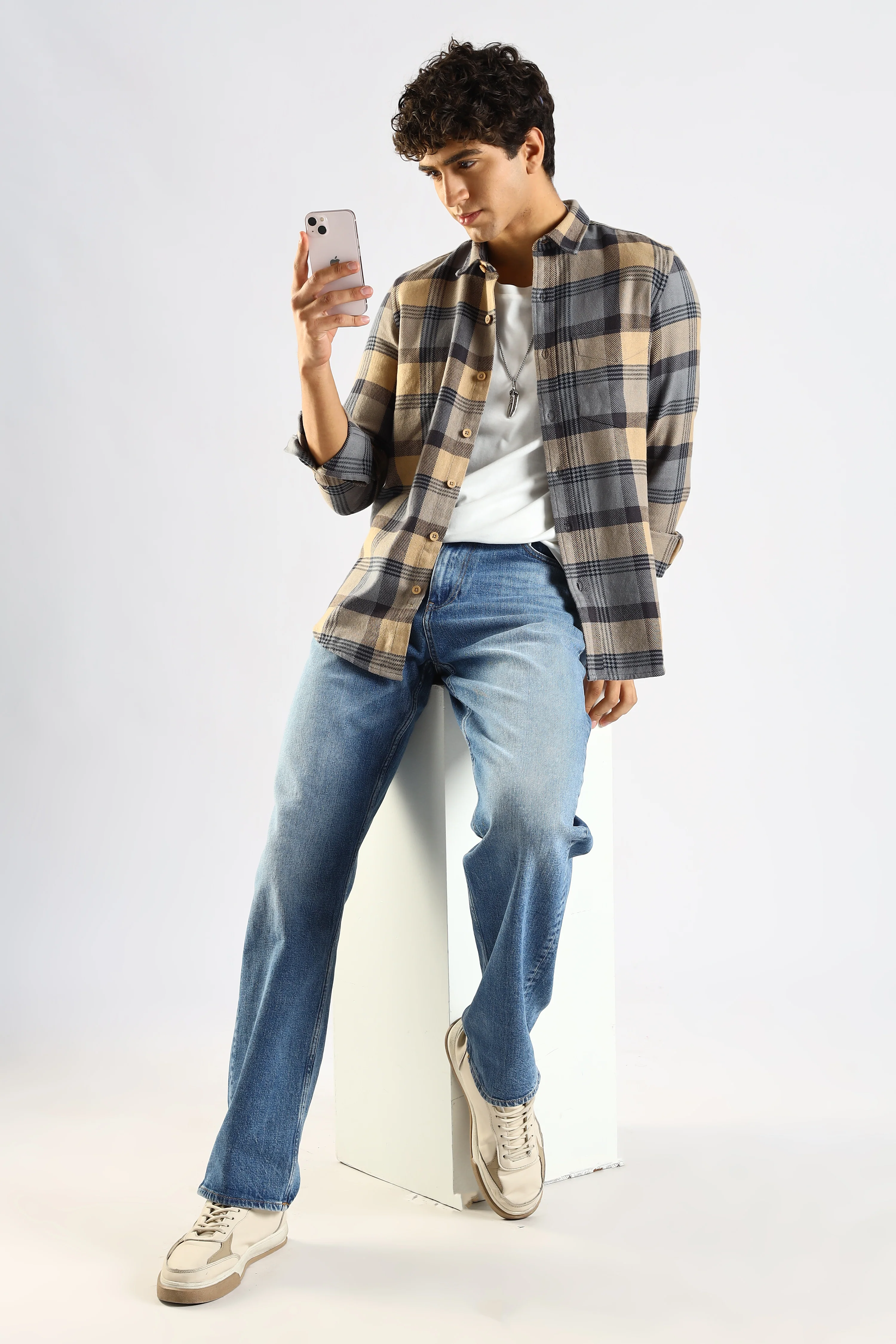 Men Grey Cotton Blend Checked Shirt - Image 8
