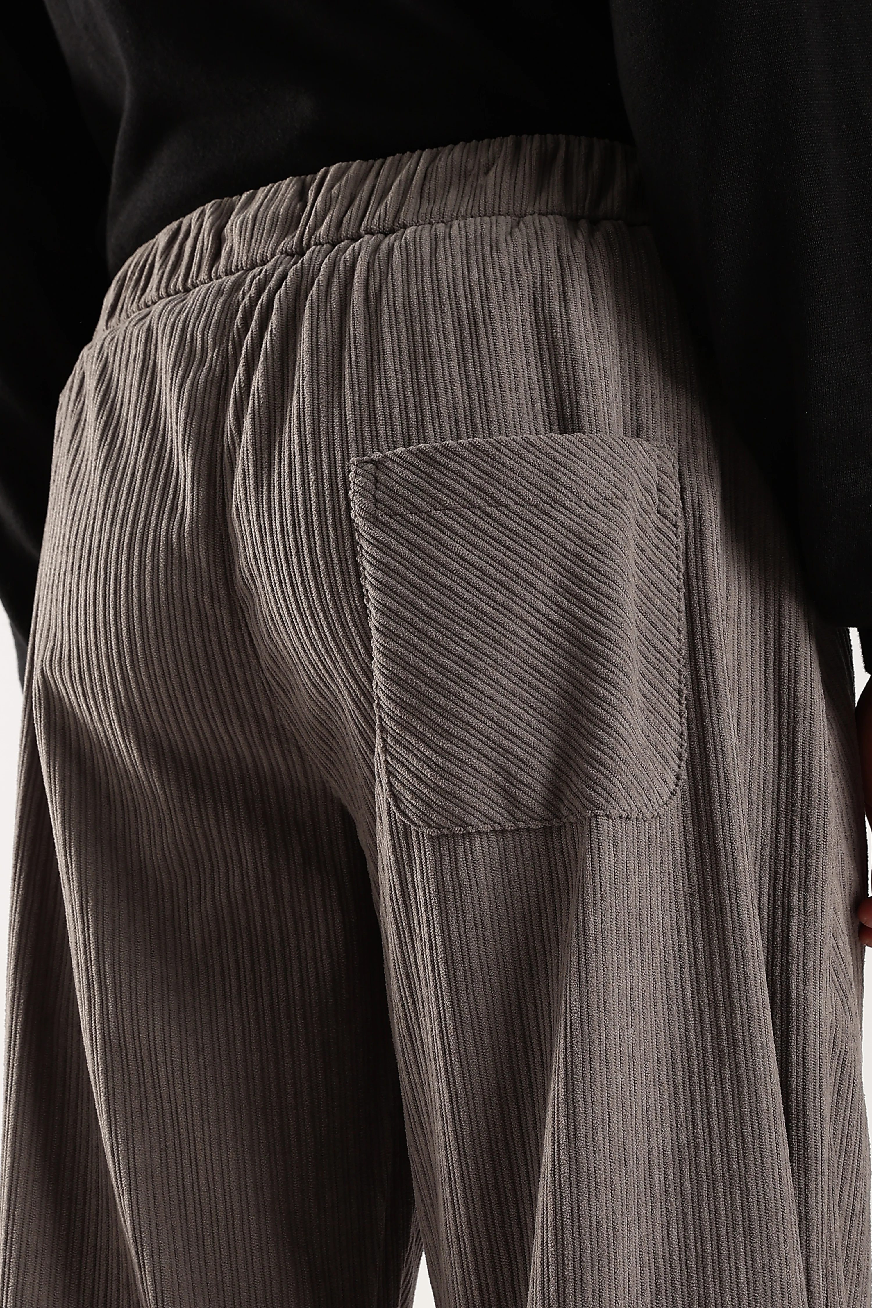 Men Grey Textured Drawcord Trousers - Image 5