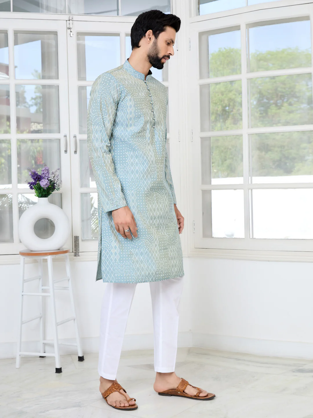 Men Grey Embossed and Foil Kurta - Image 3